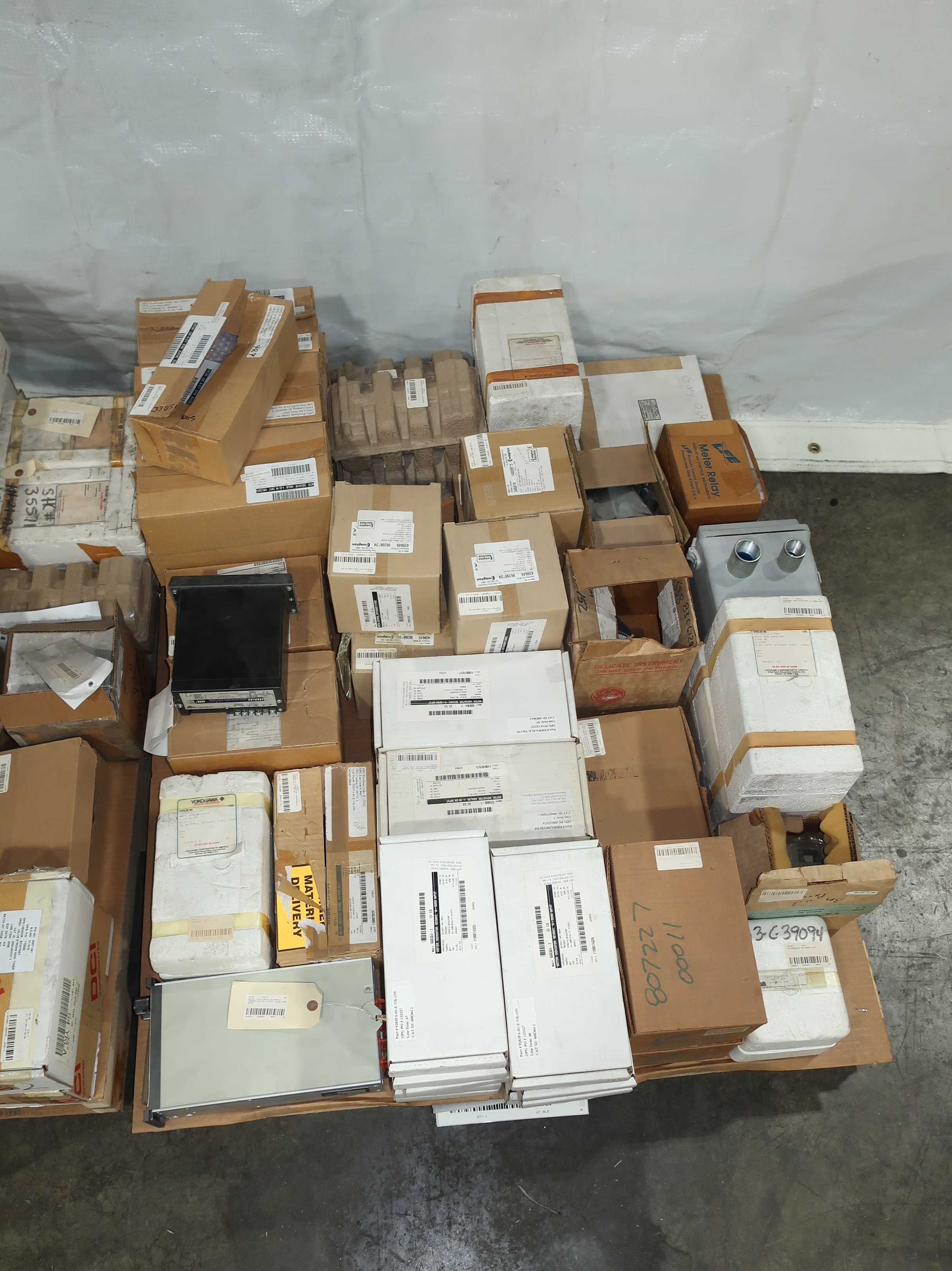 SKU 1775828 - 2 PALLETS OF ASSORTED PANEL METERS - PANEL METERS