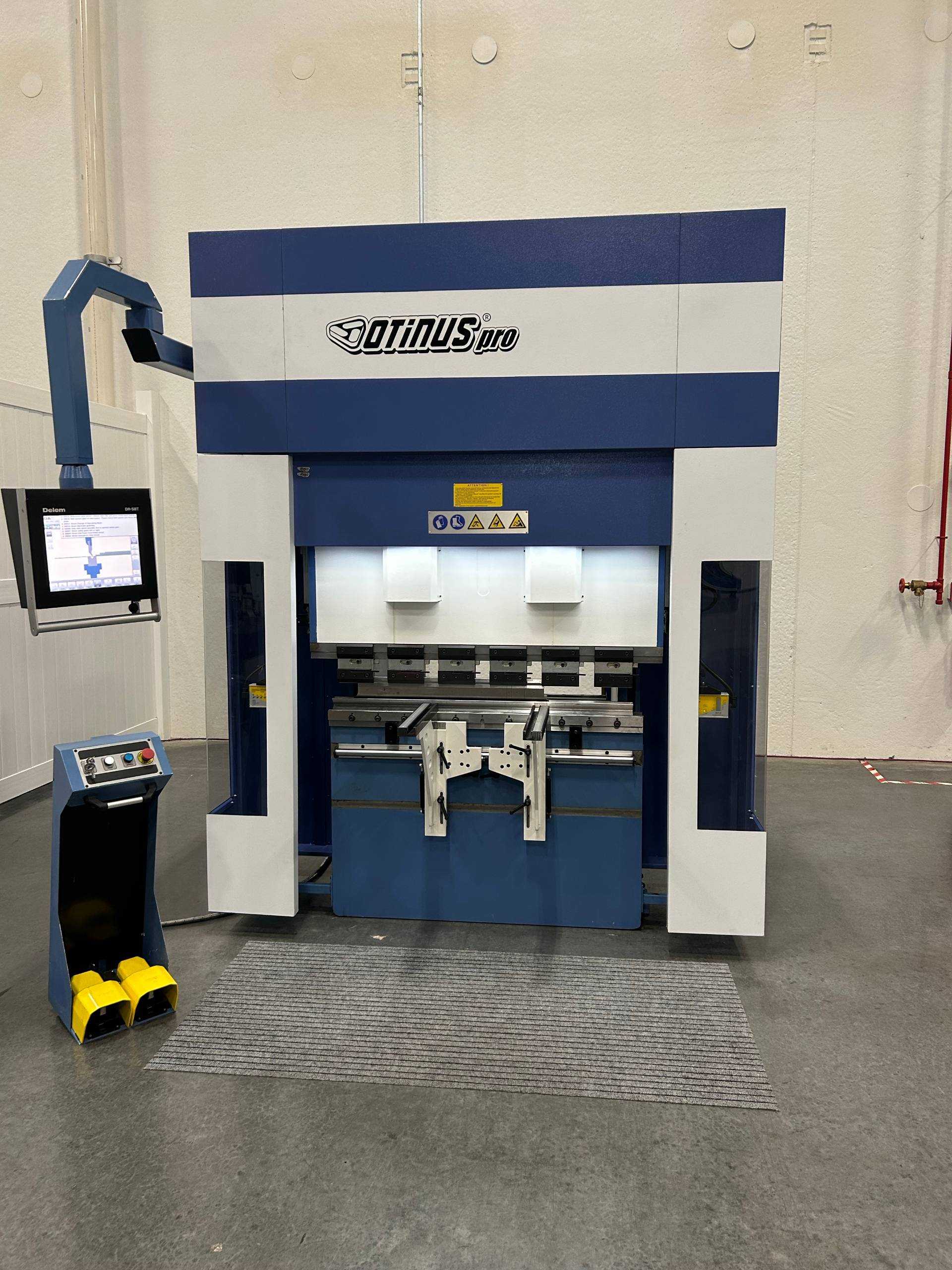2023 Otinus PBE-1204-DA58 CNC Press Brake - 3 Axes, 40 Ton, 2.0 kW Motor - PRESS BRAKES