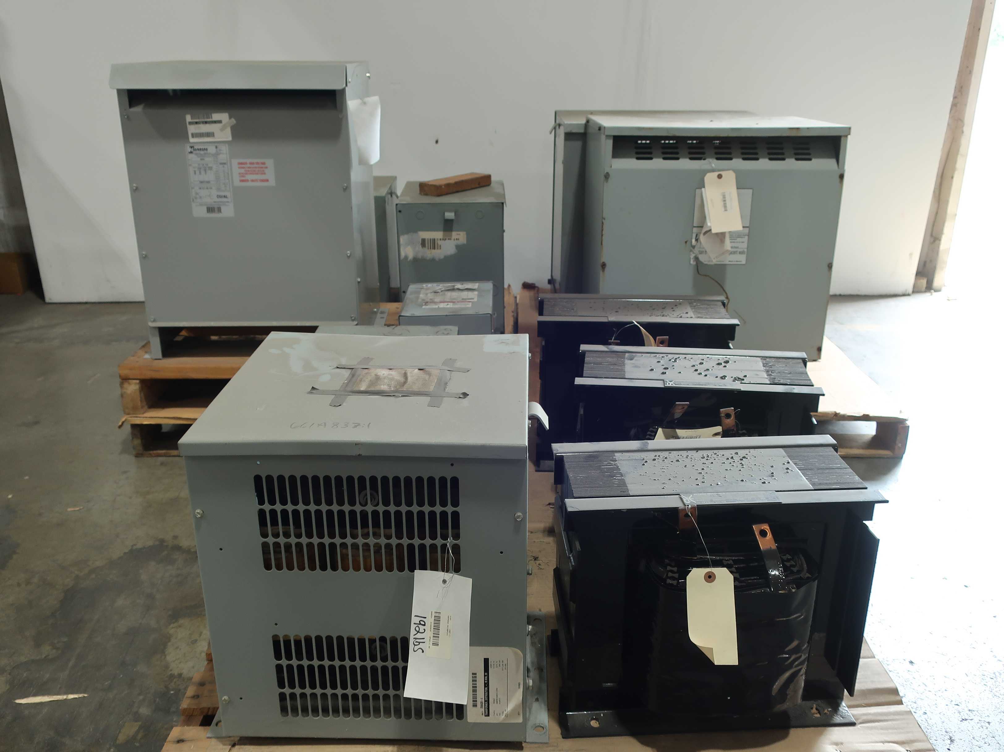SKU 1779101 - 3 PALLETS OF ASSORTED TRANSFORMERS - POWER TRANSFORMERS