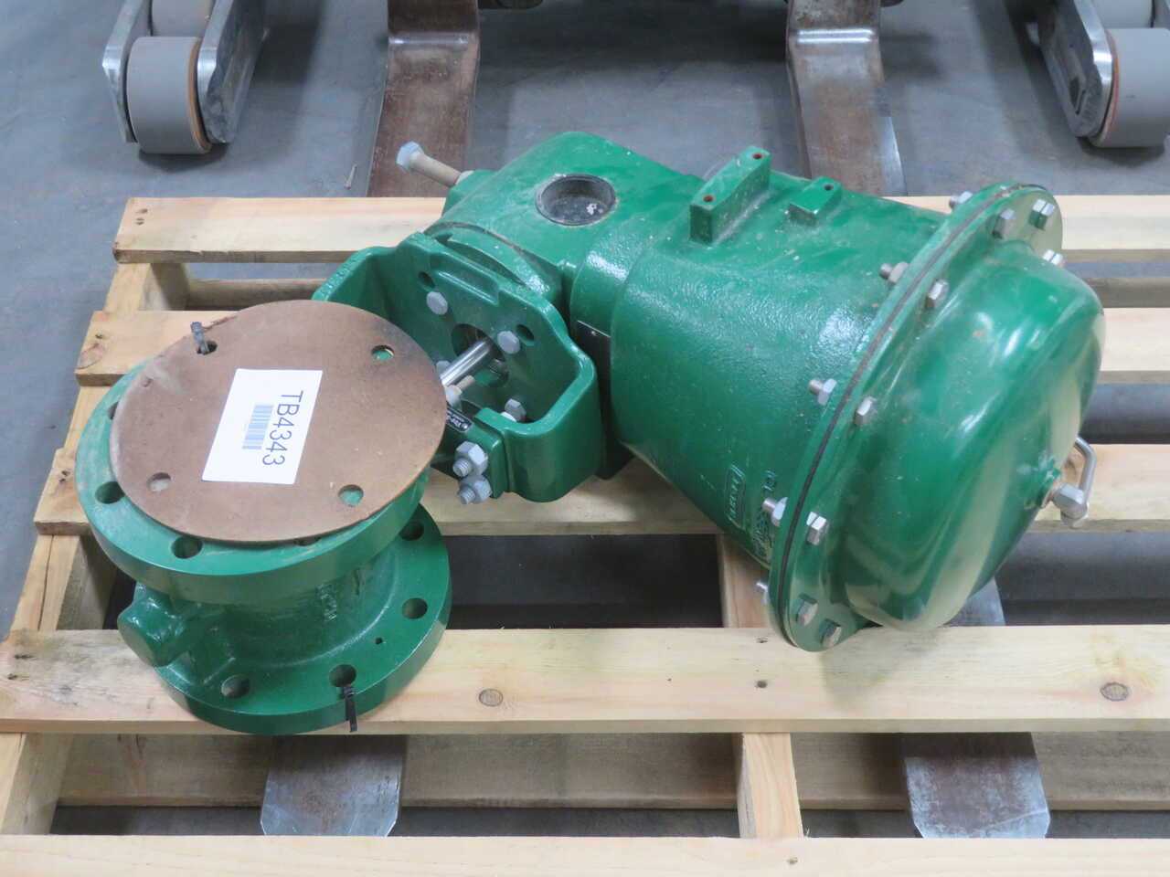Fisher 2052 Diaphragm Rotary Actuator For Precision Control - VALVE & ACTUATOR ASSEMBLY