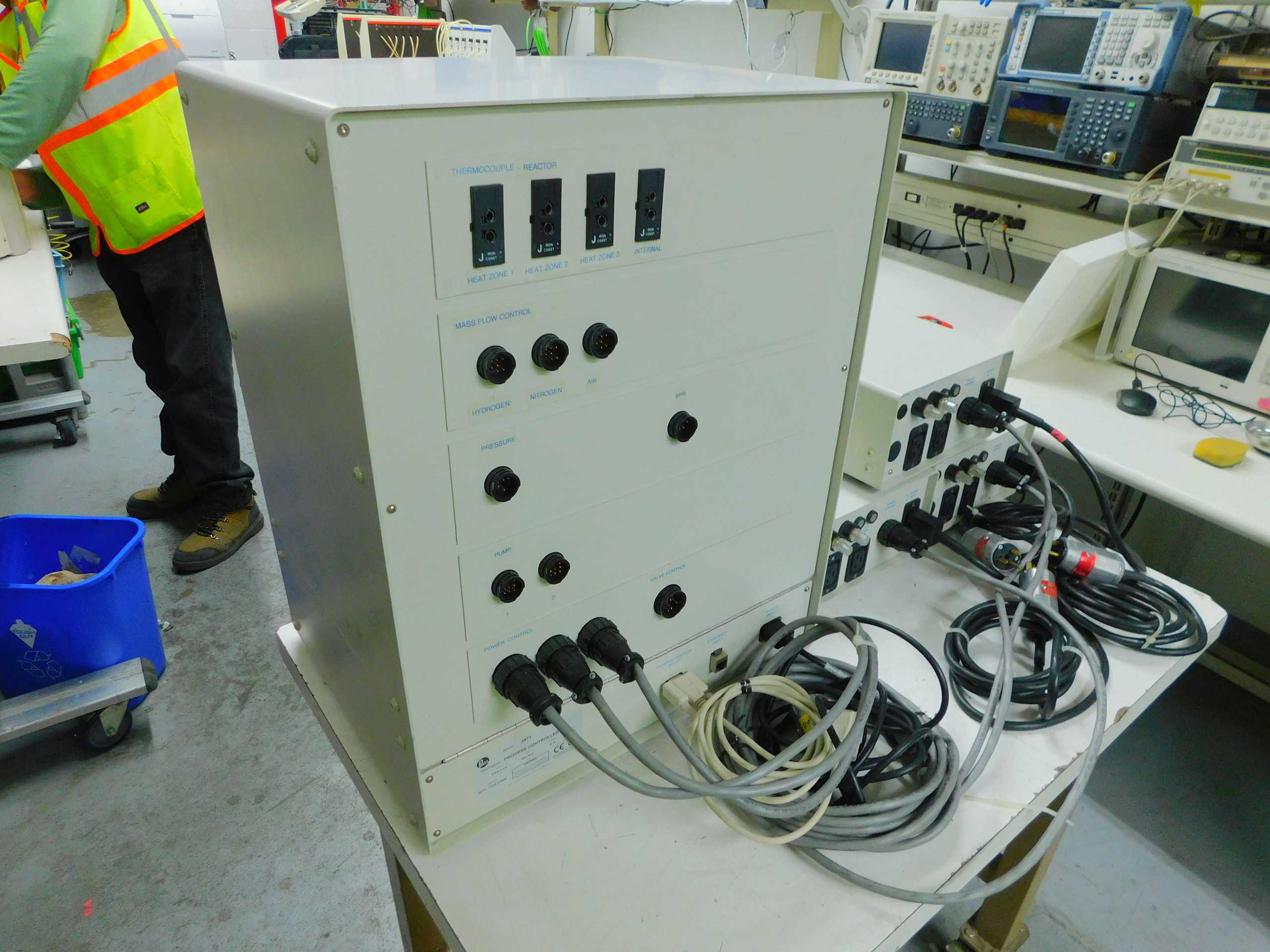 PARR 4871 4875 PRECESS CONTROLLER + 3X POWER CONTROLLER - TEMPERATURE CONTROLLERS