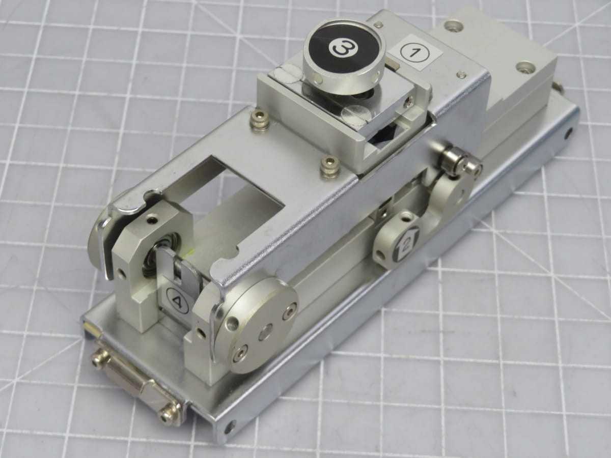 THORLABS TP00335638 XL411 HIGH PRECISION FIBER CLEAVER SWITCHABLE BLADE T198111 - FIBER OPTIC CABLE