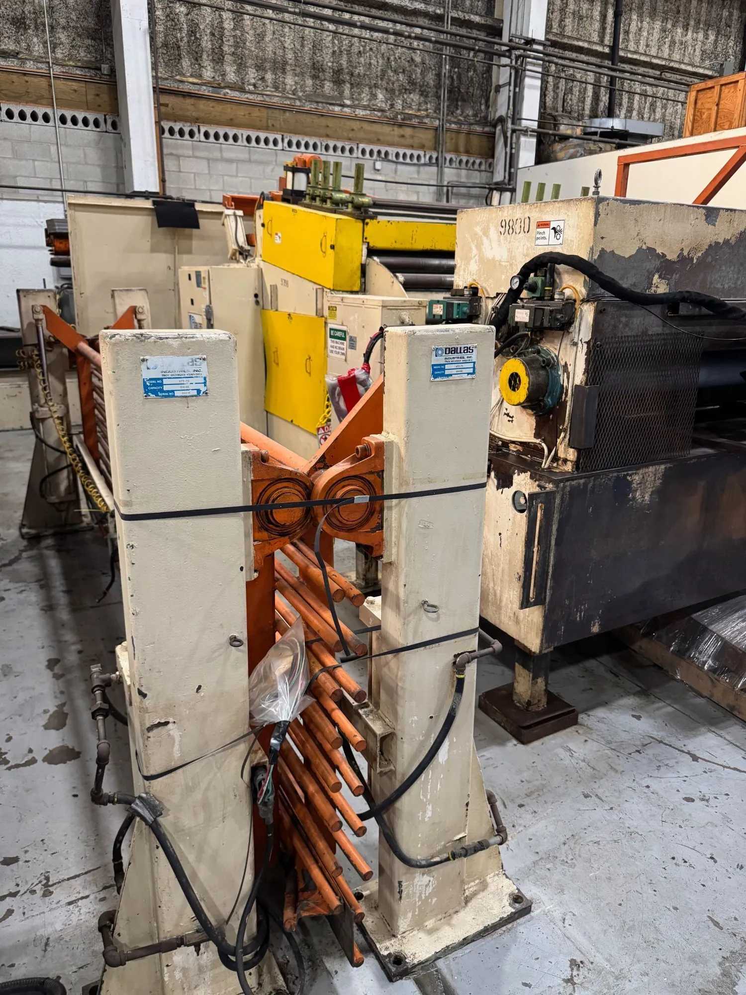1998 Dallas DJR Coil Feed Line, 20000 lb x 72", DPS-4 1/4-2-72 Straightener, DRF-672 Servo Feed - COIL STOCK FEEDERS
