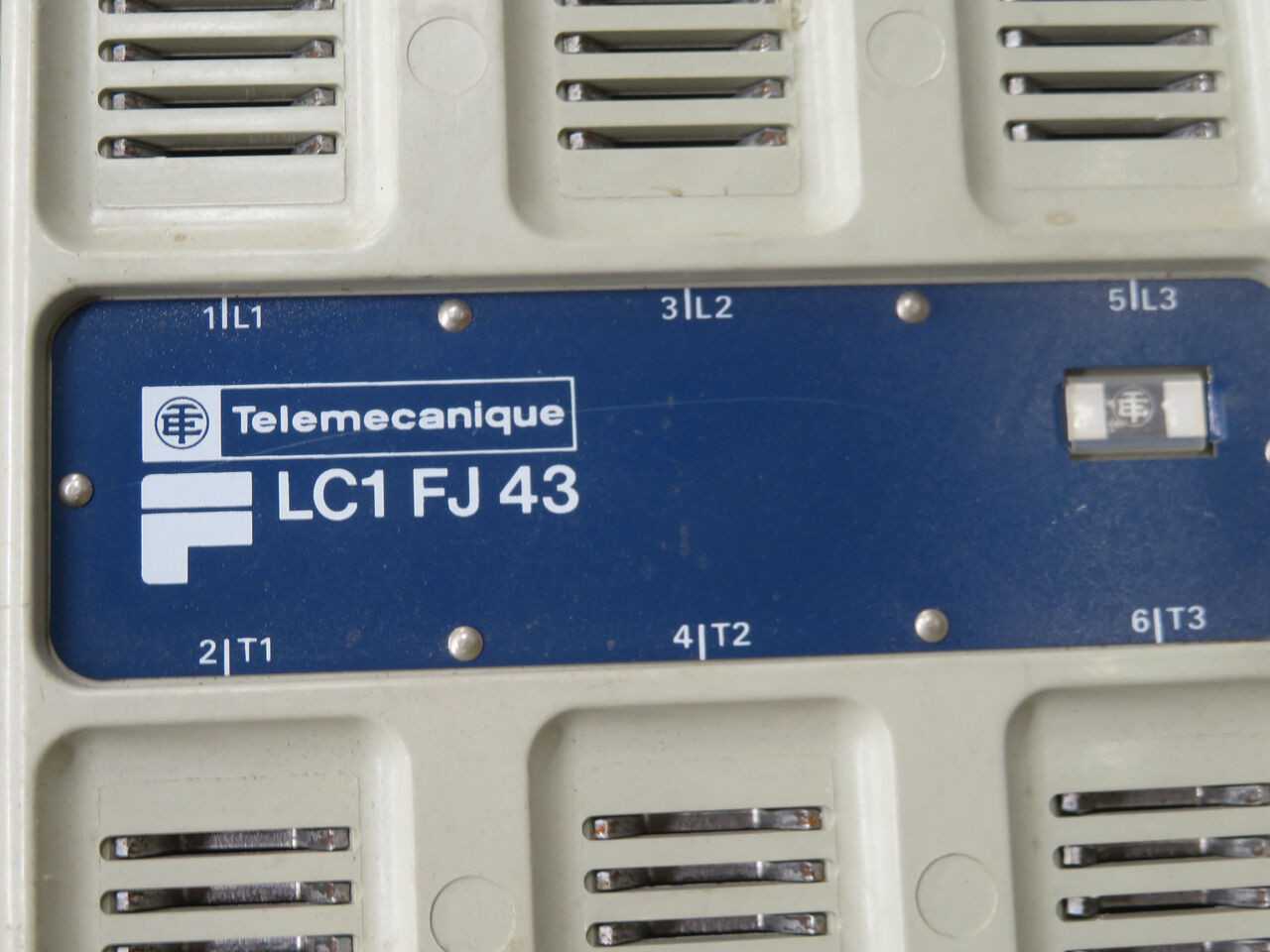 TELEMECANIQUE LC1 FG 43 CONTACTOR T245542 - CONTACTORS