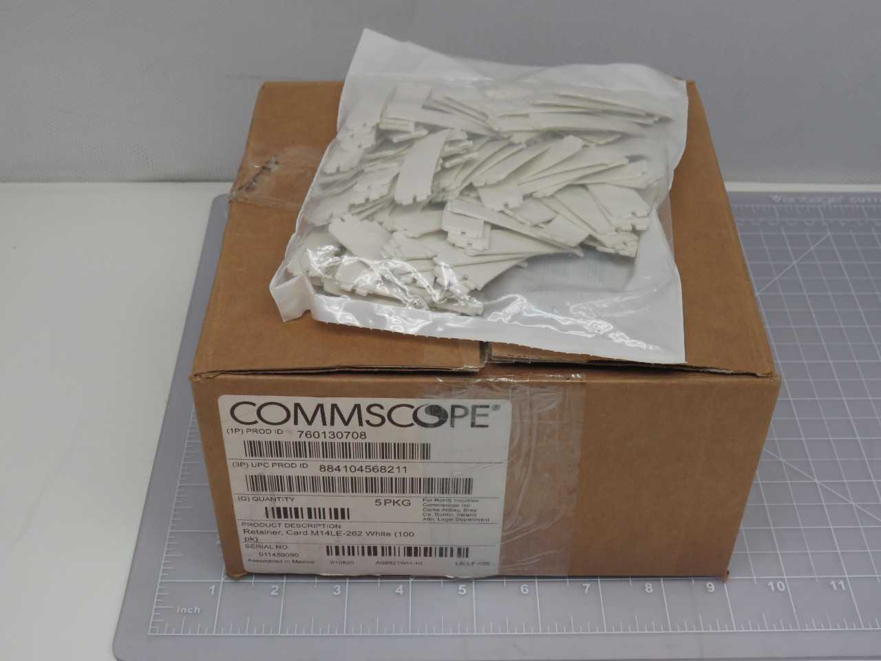 LOT OF 5 COMMSCOPE 760130708 RETAINER CARD M14LE-262 WHITE (100 PK) T167922 - FIBER OPTIC CABLE