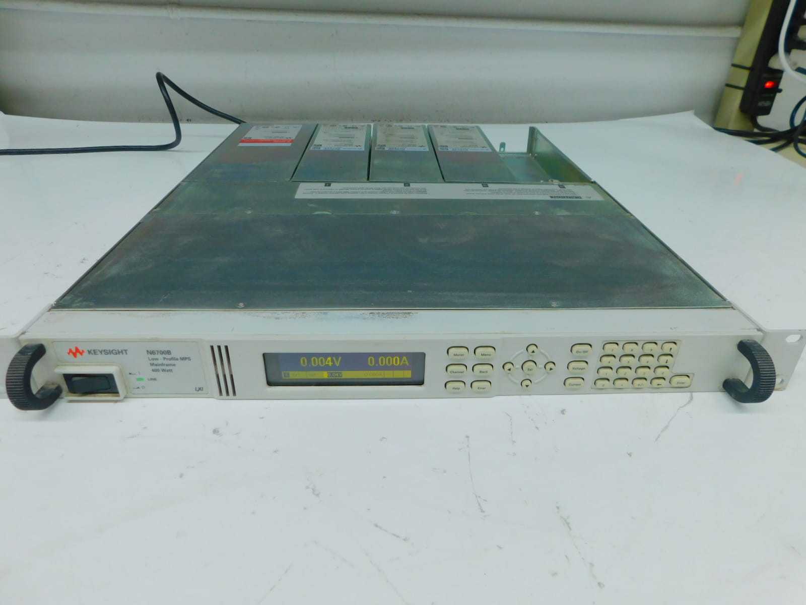 KEYSIGHT N6700B N6744B MODULAR POWER SUPPLY MAINFRAME, 400W, 120/240 VAC, 1 PHASE, 35V, 3A - ANALYZER