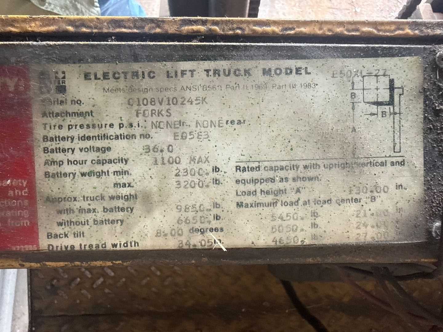 1983 Hyster E30XL-27 Electric Sit-Down Forklift, 5450 lb Capacity, 36 V DC, 5809 Hours - SIT-DOWN FORKLIFTS