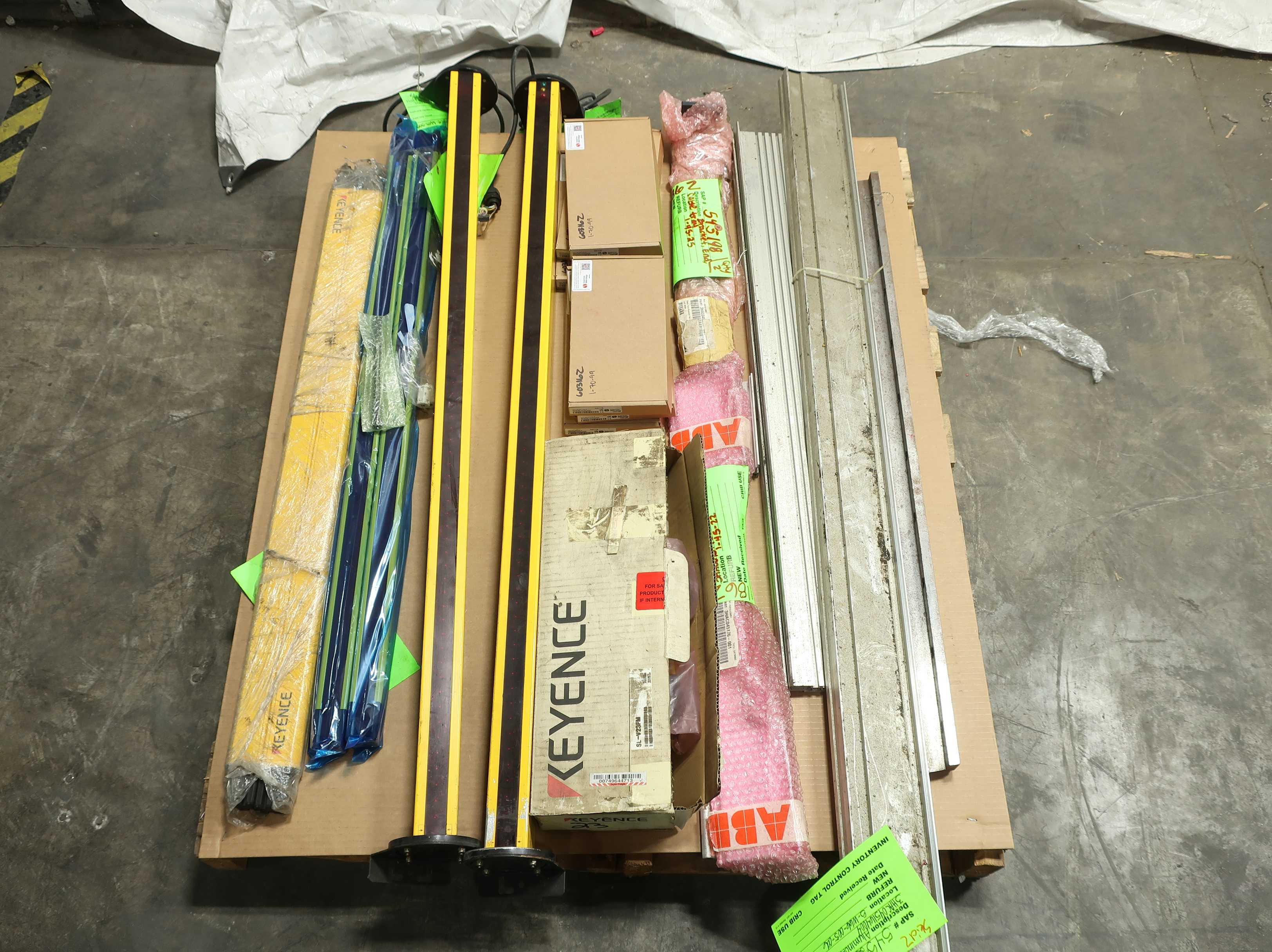 PALLET OF ASSORTED AUTOMATION - AUTOMATION & CONTROLS