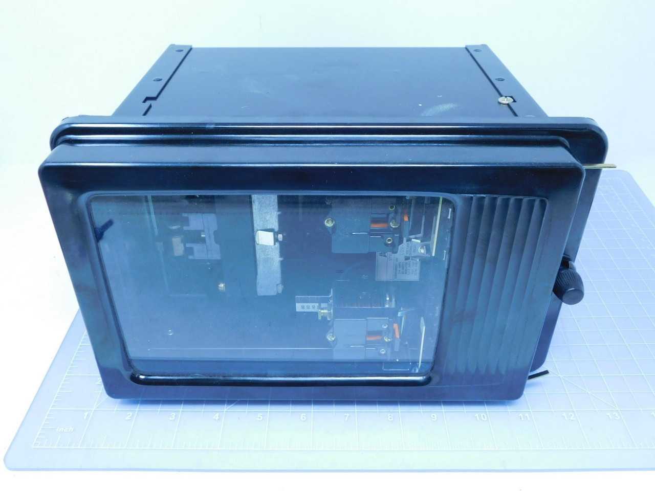 ABB COV-7 VOLTAGE CONTROLLED RELAY T149621 - PLUG-IN RELAY