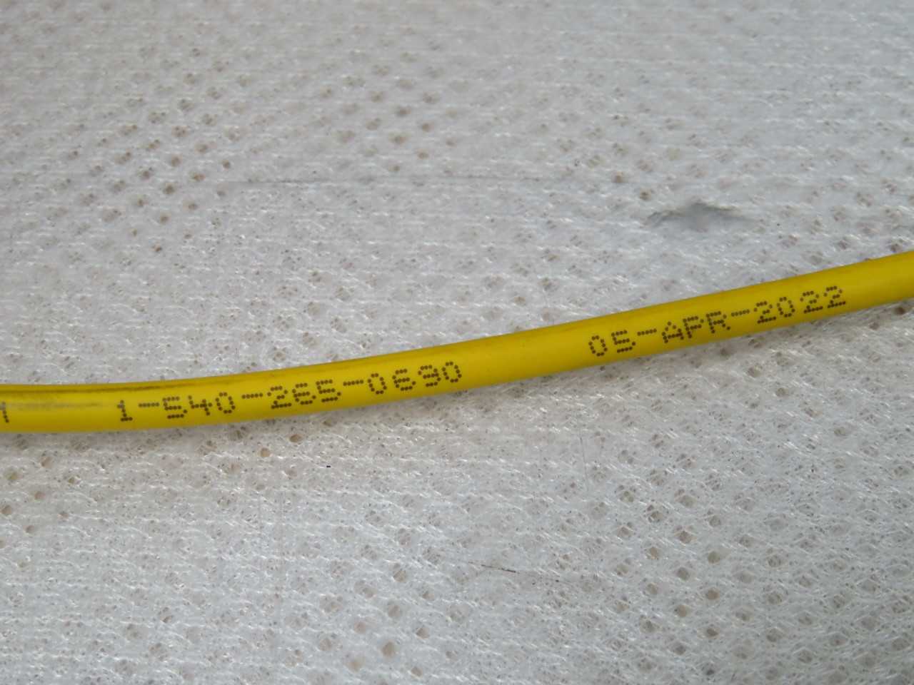 OCC OPRL-DX002SSLX9YP LASER ULTRA-FOX FIBER YELLOW SM 2 FIBER PLENUM TYPE OFNP 2000 FT T186983 - FIBER OPTIC CABLE