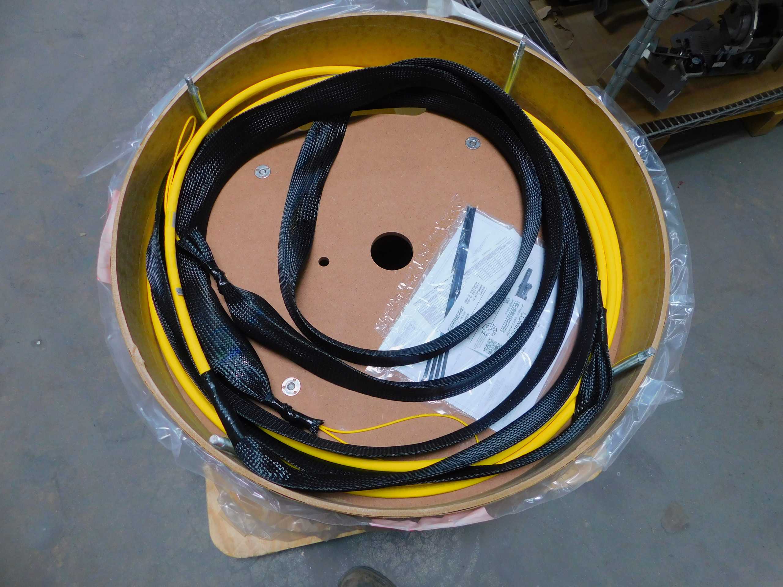 COMMSCOPE UJGQPQPTM-JKF292 FIBER OPTIC TRUNK ASSEMBLY 144 FIBER, SINGLE MODE, 292 FT. M7847 - FIBER OPTIC CABLE