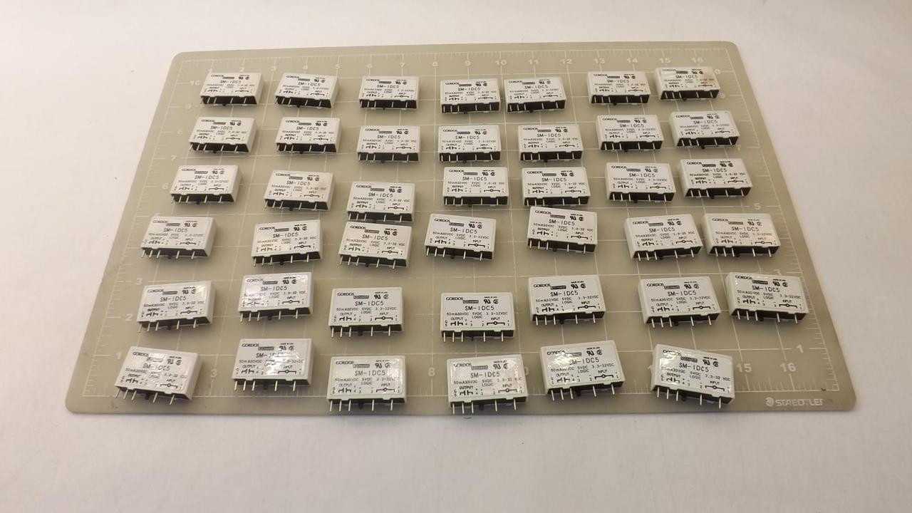 LOT OF 47 CROUZET GORDOS SM-IDC5 I/O MODULE RELAY T27324 - ELECTRICAL RELAYS