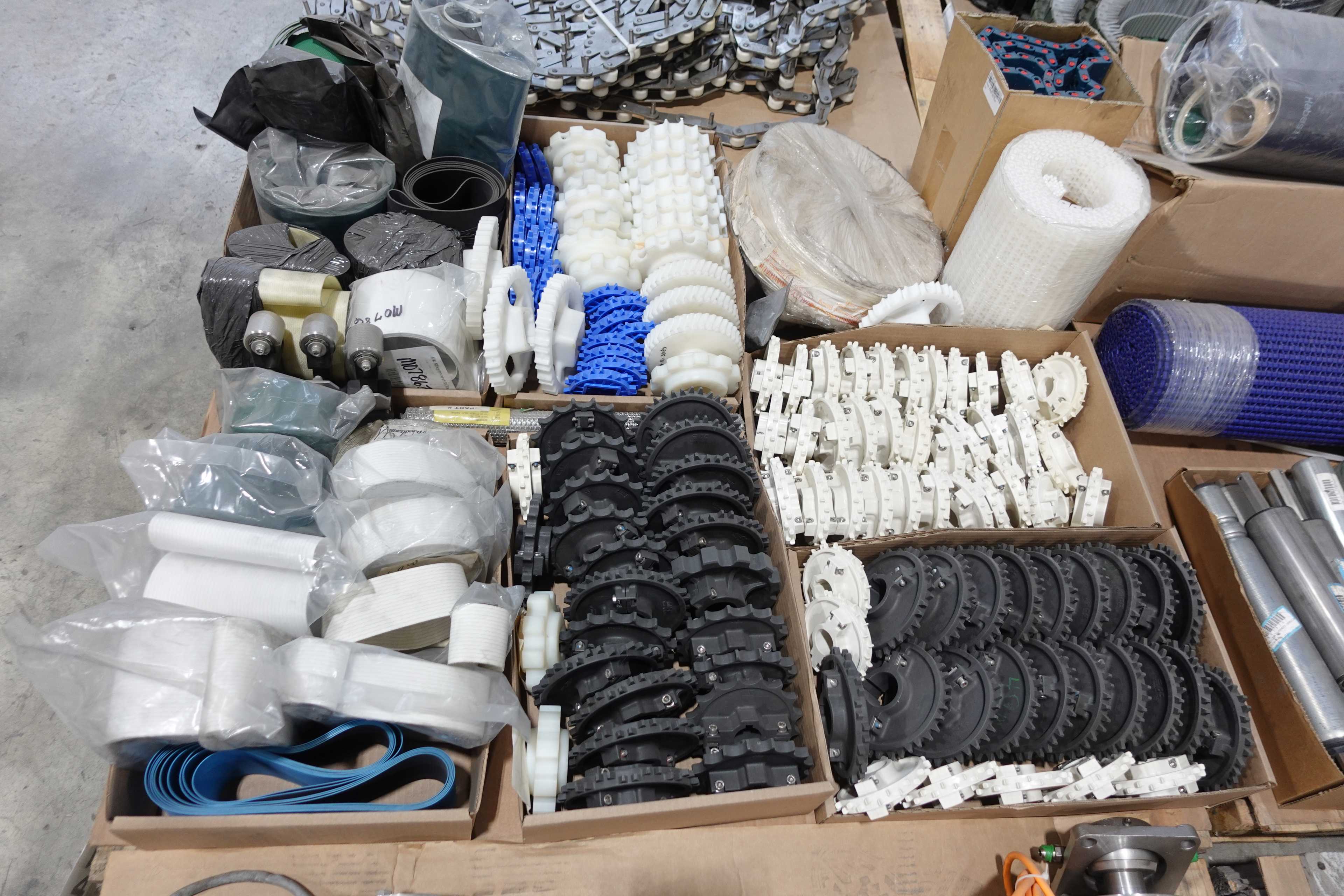 SKU 1742854 - 6 PALLETS OF ASSORTED CONVEYOR PARTS AND ACCESSORIES - MATERIAL HANDLING EQUIPMENT