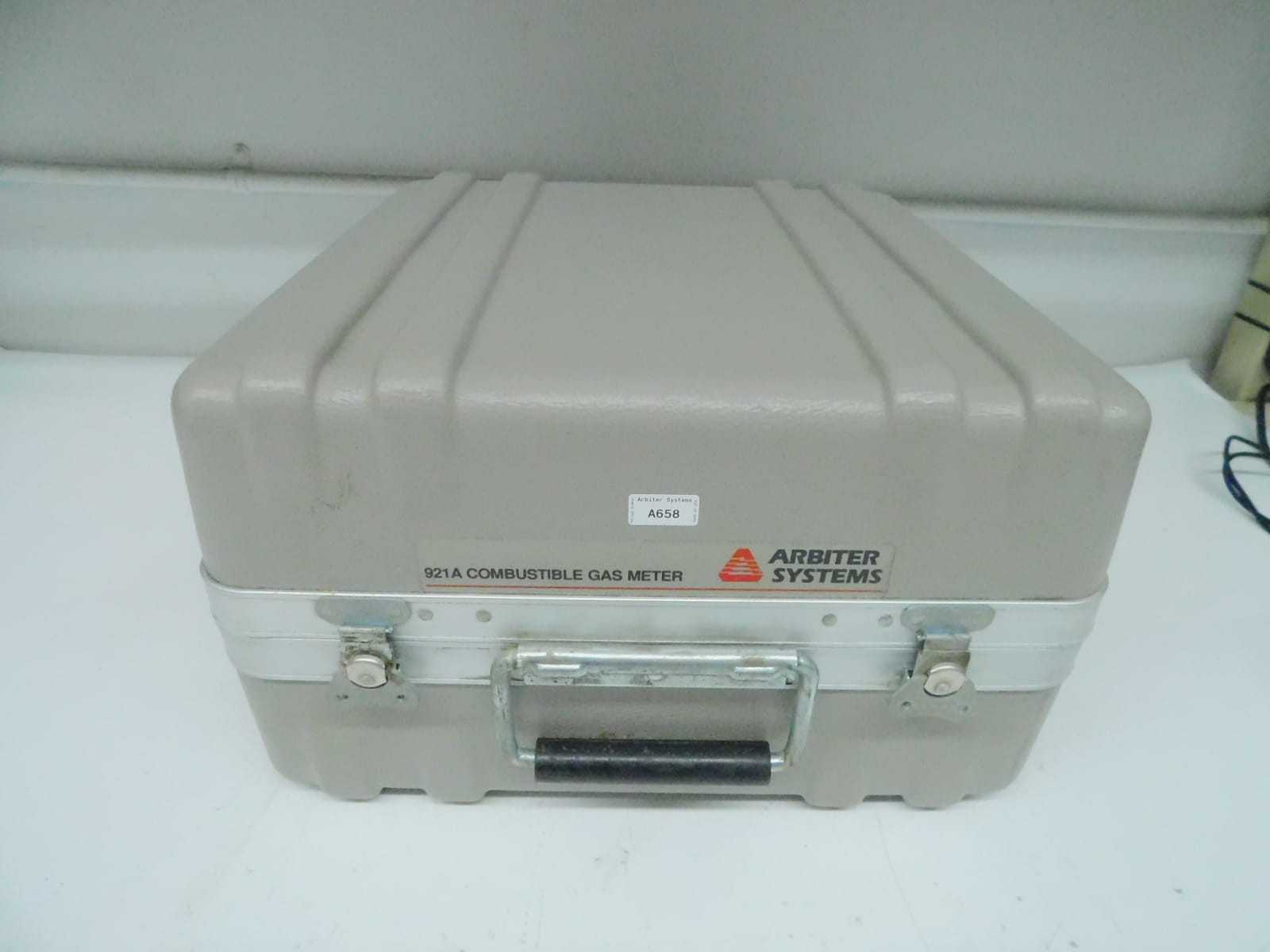 ARBITER SYSTEMS 921A COMBUSTIBLE GAS METER FOR NITROGEN OIL-FILLED TRANSFORMERS. M7701 - PLANT & FACILITY