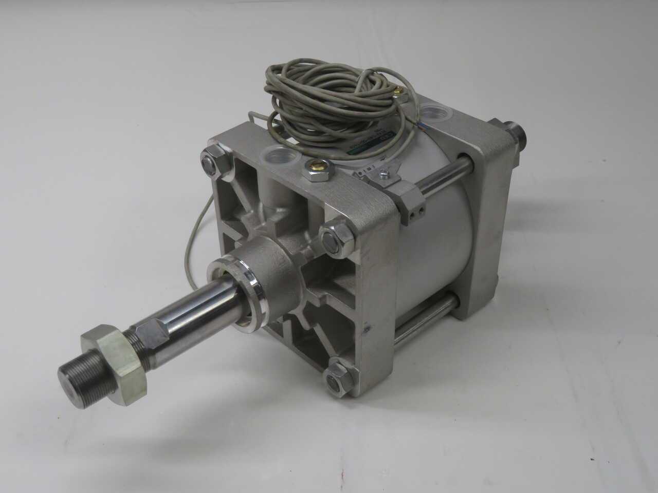 CKD SCS2-LND-00-140B-50 DOUBLE ACTING PNEUMATIC CYLINDER T270204 - PNEUMATIC CYLINDERS & ACTUATORS