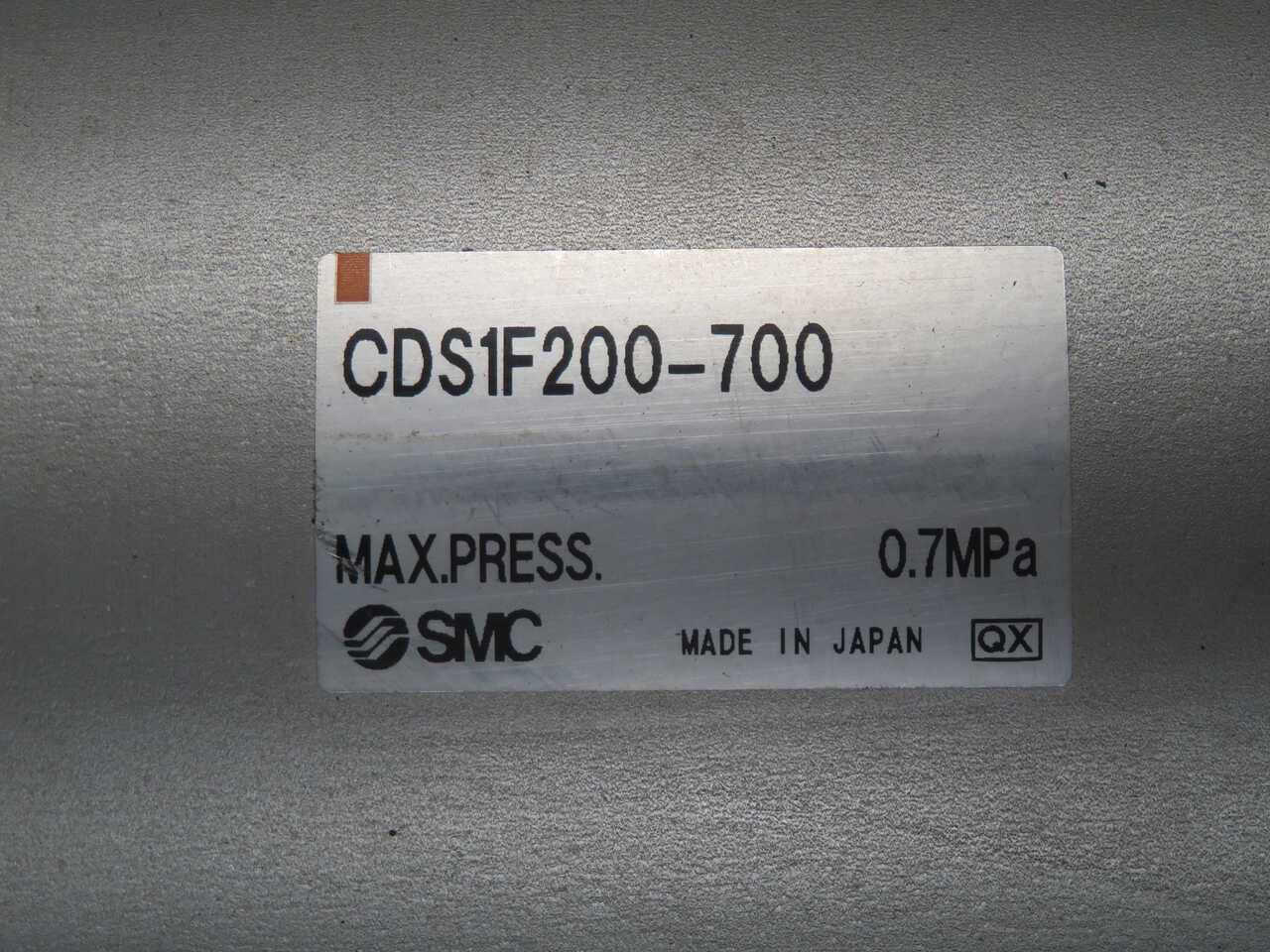 SMC CDS1F200-700 PNEUMATIC AIR CYLINDER T269621 - PNEUMATIC CYLINDERS & ACTUATORS
