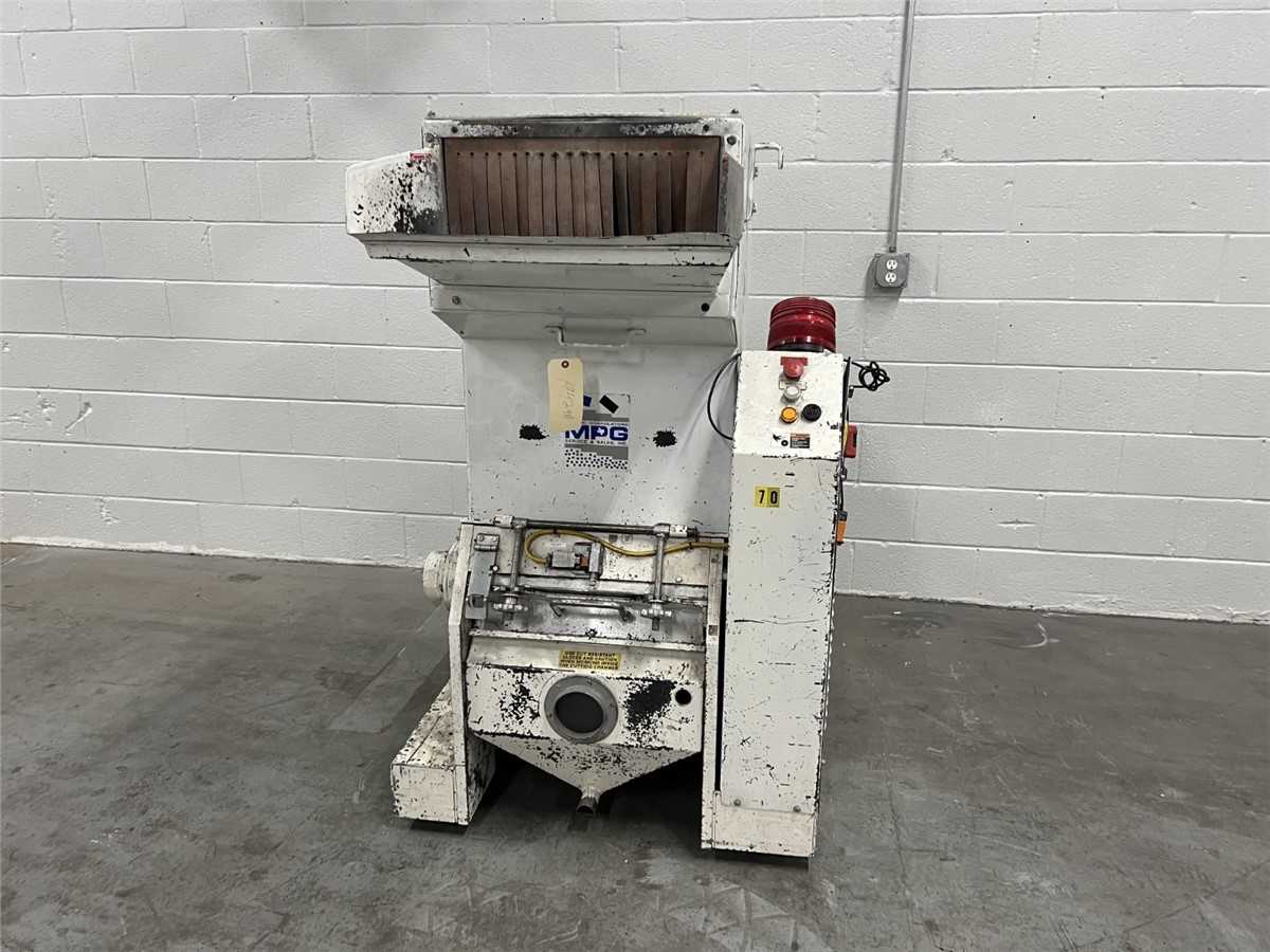 11" X 20" MPG Granulator, Model M1120, 15 hp - Excellent Condition - GRANULATORS