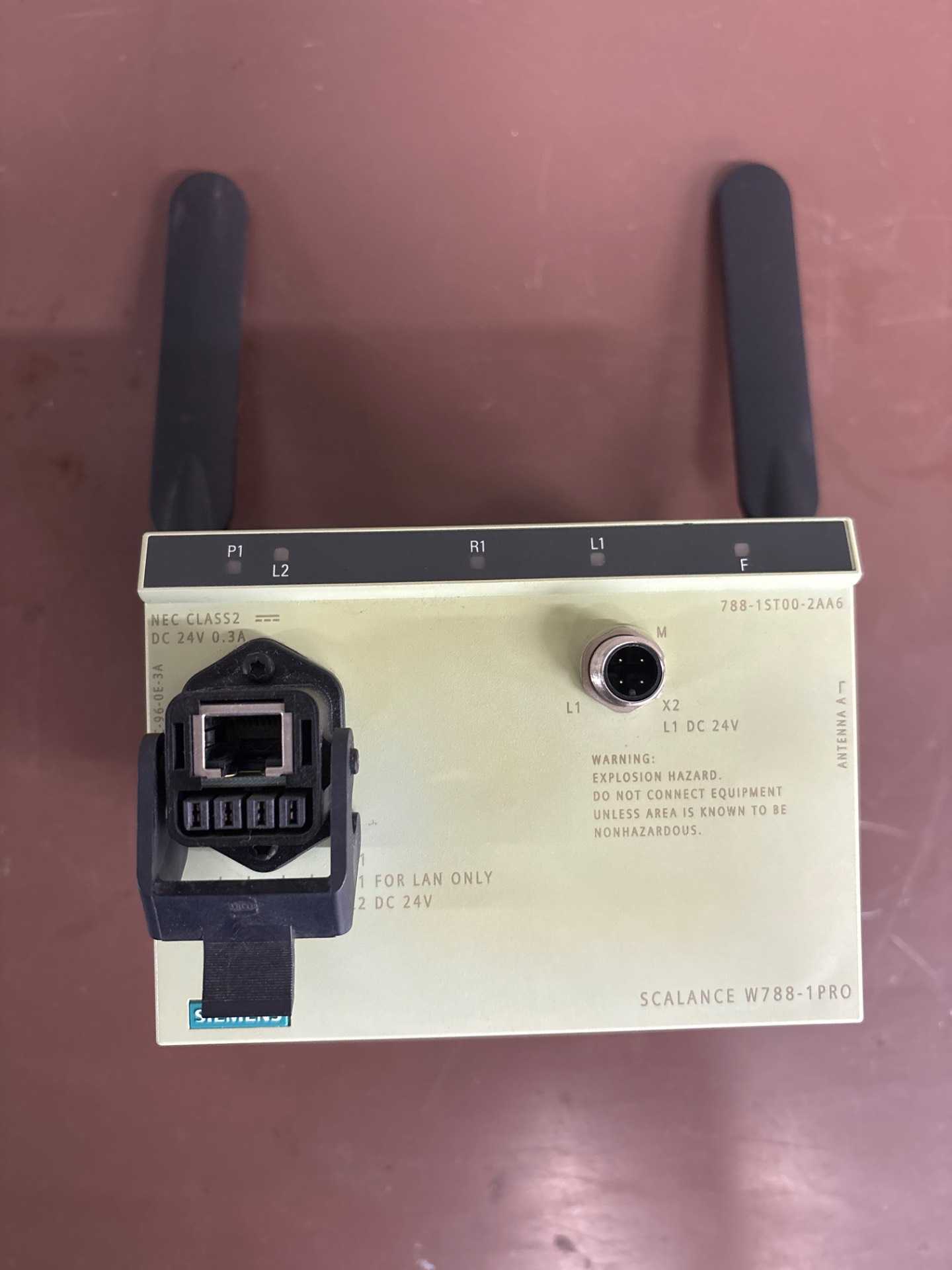 SIEMENS SCALANCE W788-1PRO SIMATIC NET IWLAN ACCESS POINT - PLC MODULES