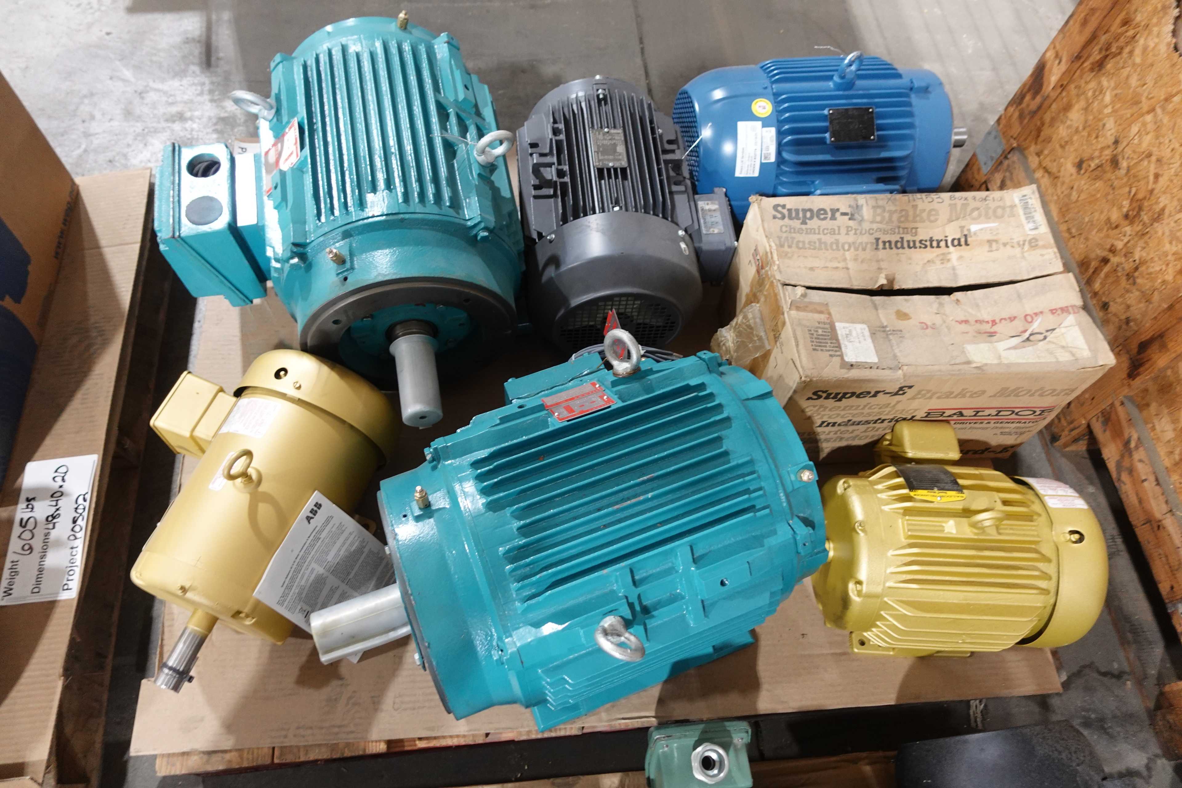 SKU 1775221 - 4 PALLETS OF ASSORTED 575V AC MOTORS - AC MOTOR