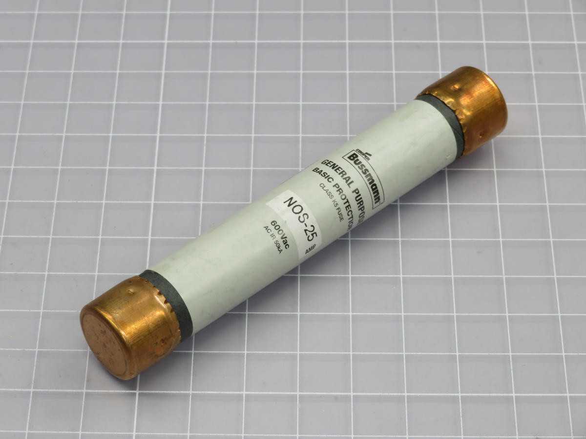 LOT OF 10 BUSSMANN NOS-25 FUSES T223400 - FUSES