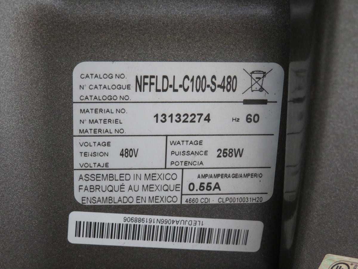 EATON NFFLD-L-C100-S-480 13132274 FLOODLIGHT 480V 258 W 0.55 AMP T195947 - LIGHTING