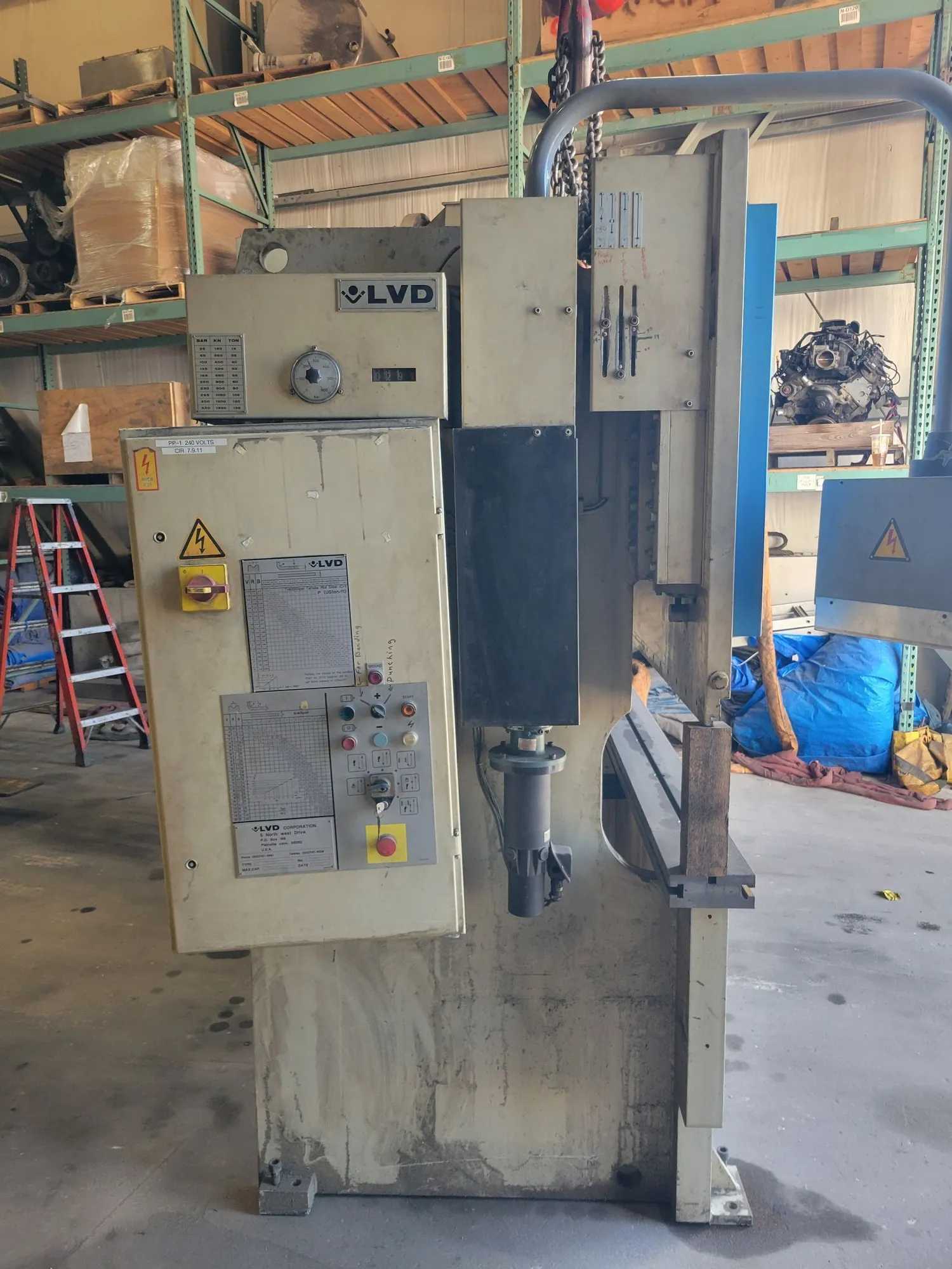 LVD 150-JS-10 Press Brake With Hurco Autobend 7 CNC, 150 T Max Tonnage, 10 Ft Bed - PRESS BRAKES