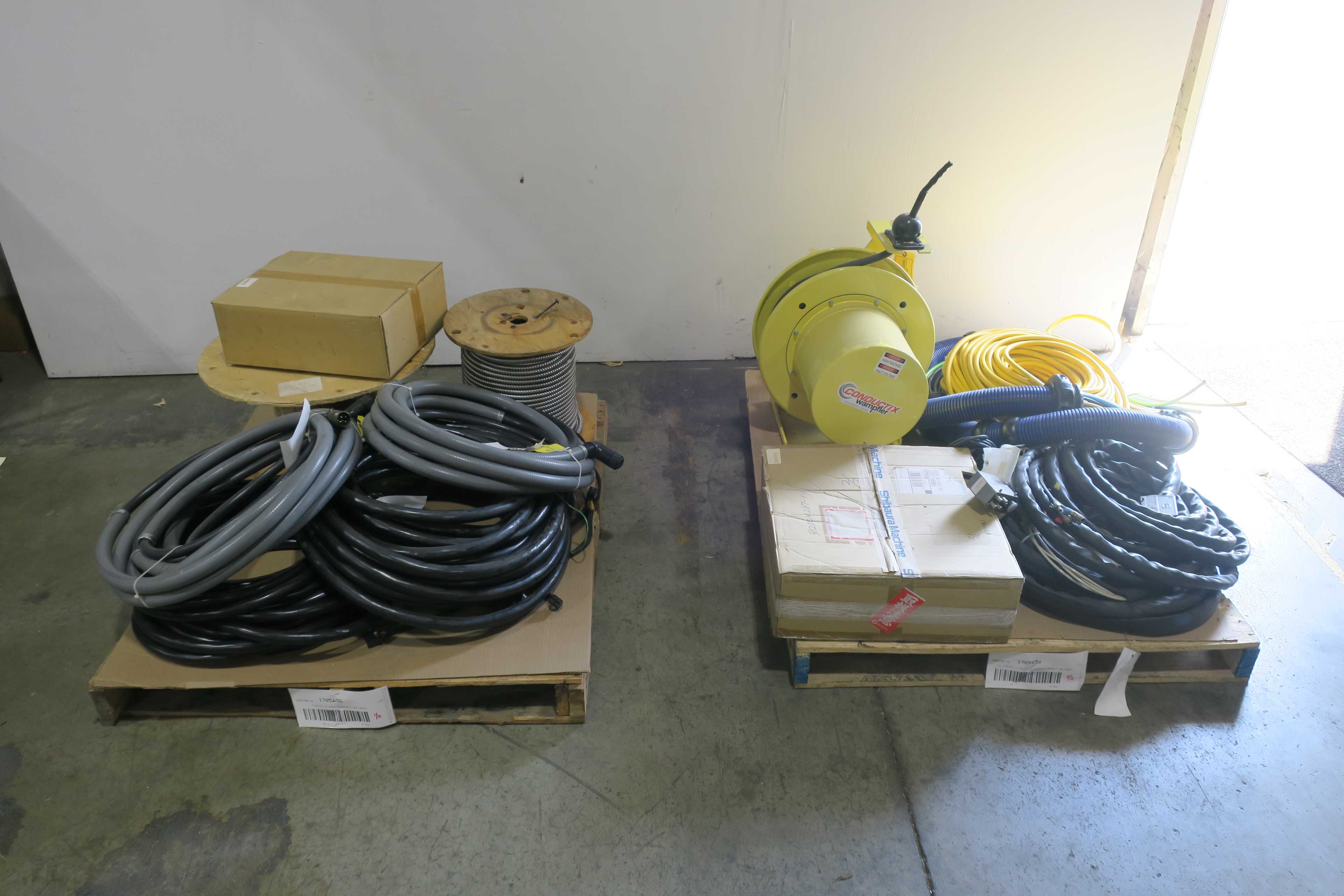 SKU 1785138 - 2 PALLETS OF ASSORTED CORDSETS AND CABLES - CORDSET CABLES