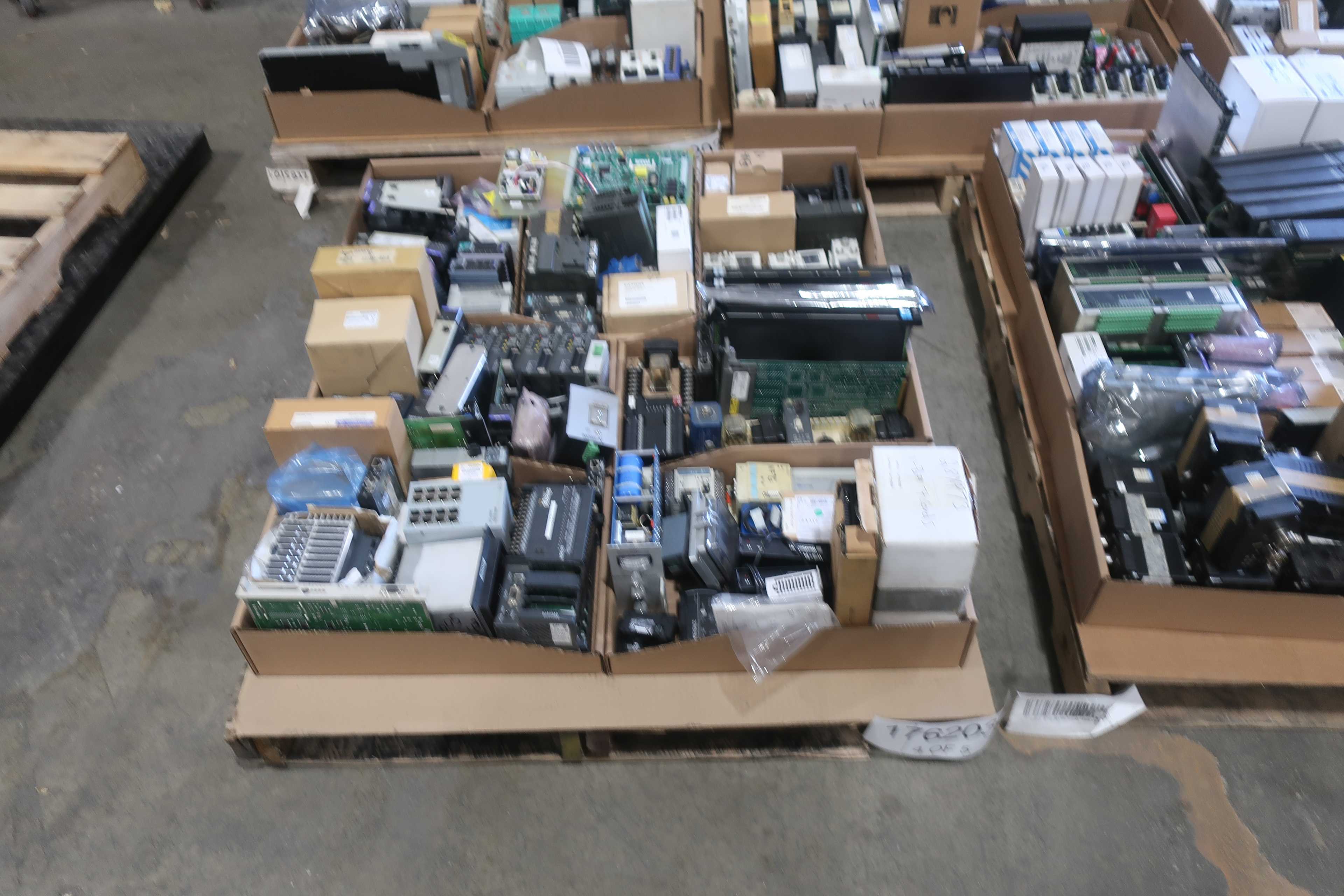 SKU 1762039 - 5 PALLETS OF ASSORTED CONTROLLER AND ETHERNET MODULES - AUTOMATION & CONTROLS