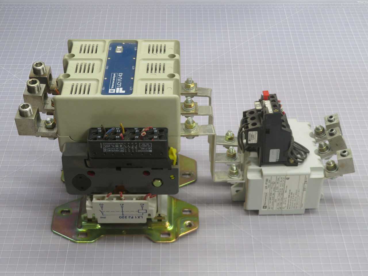 TELEMECANIQUE LC1 FG 43 CONTACTOR T245542 - CONTACTORS