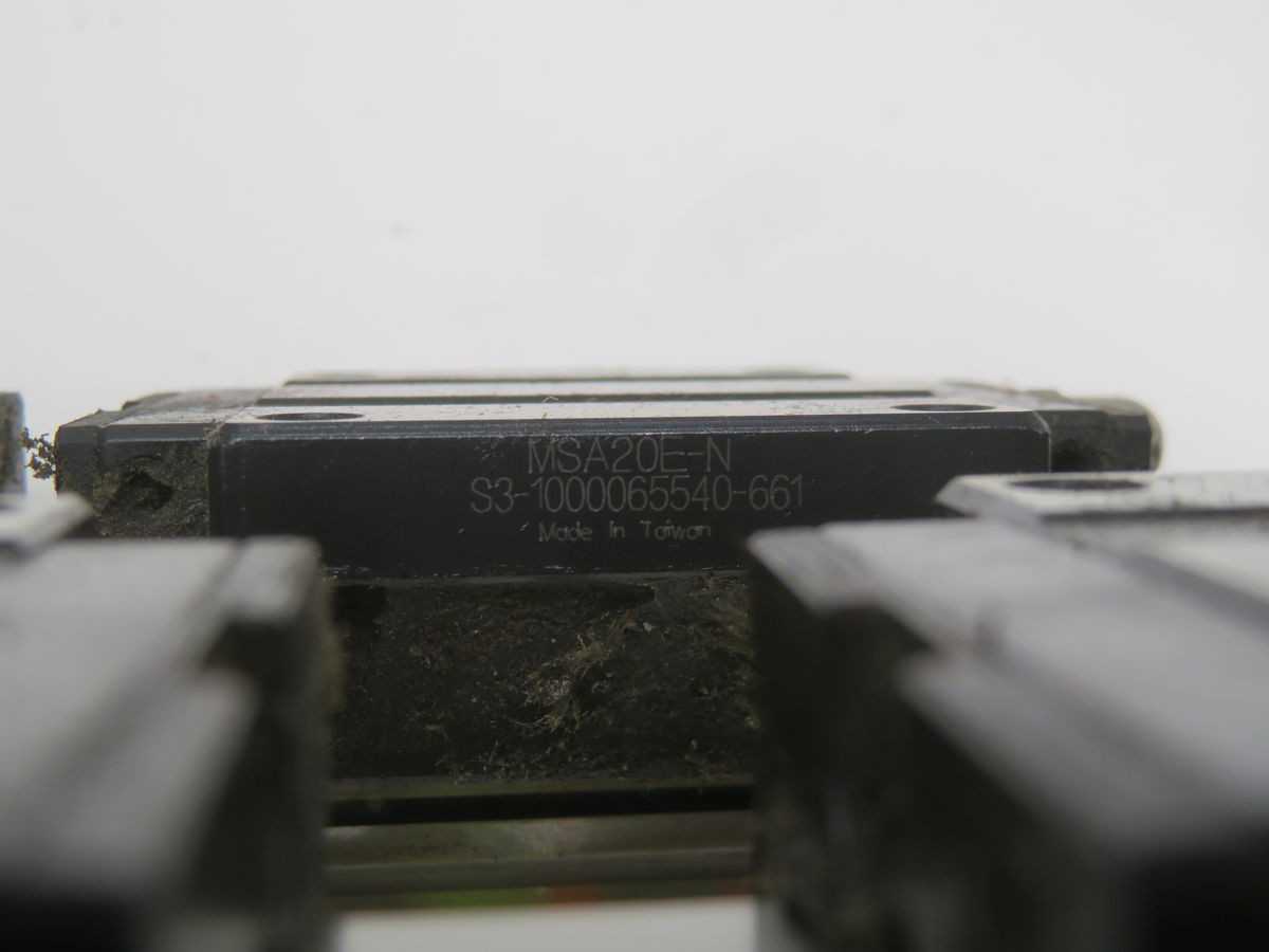 PAIR OF PMI MSA20R-N LINEAR RAIL GUIDES W 4 MSA20E-N BEARINGS - LINEAR MOTION