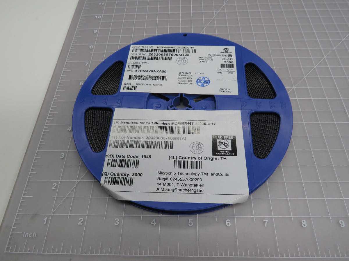 LOT OF 3000 MICROCHIP TECHNOLOGY MCP65R46T-2402E/CHY COMPARATOR WITH VOLTAGE REFERENCE CMOS T204921 - INDUSTRIAL PARTS
