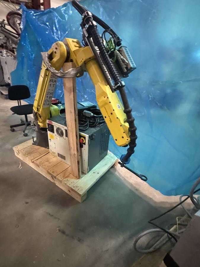 2019 FANUC M-20IA 35M 6 Axis Robot With R-30IB Plus Controller, 35 kg Payload - ARTICULATED ROBOTS