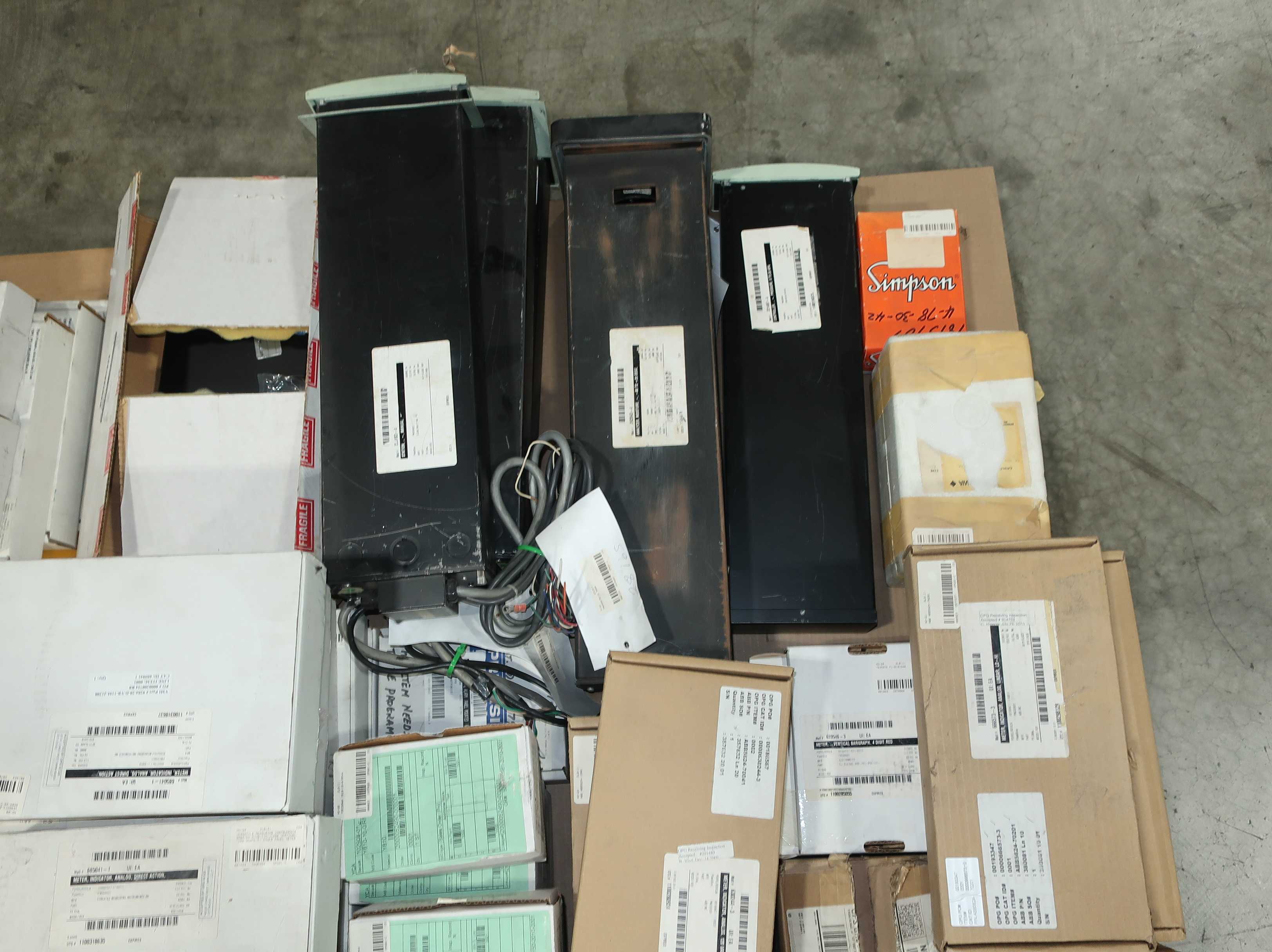 SKU 1775579 - 2 PALLETS OF ASSORTED PANEL METERS - PANEL METERS