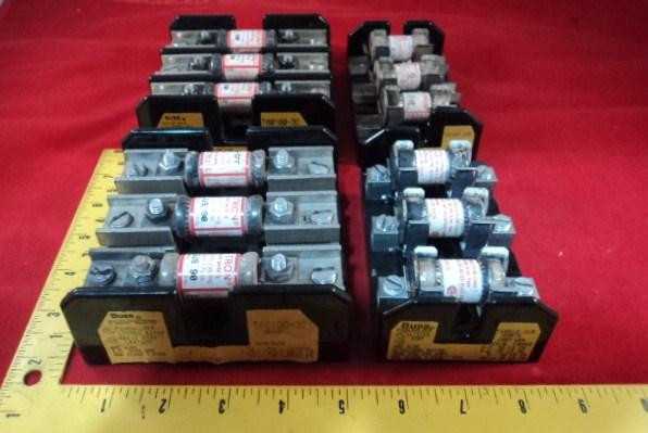 4 BUSS T60100-3C T60060-3CRE FUSE HOLDERS T9612 - FUSES