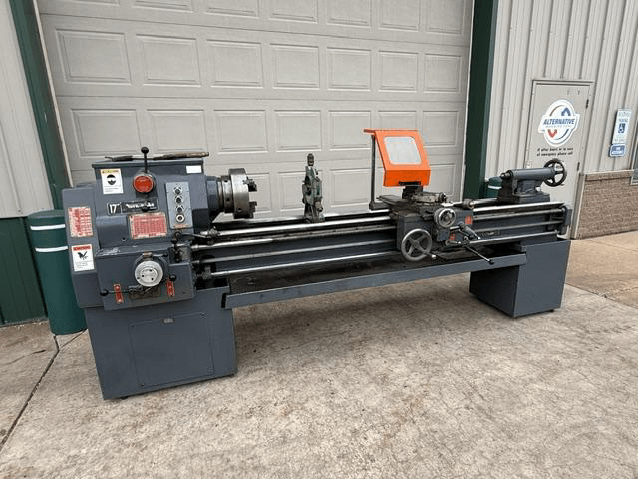 South Bend 17" Turn-Nado Engine Lathe, 460V, 7.5 HP, 1580 RPM, 54" Centers - MANUAL LATHES