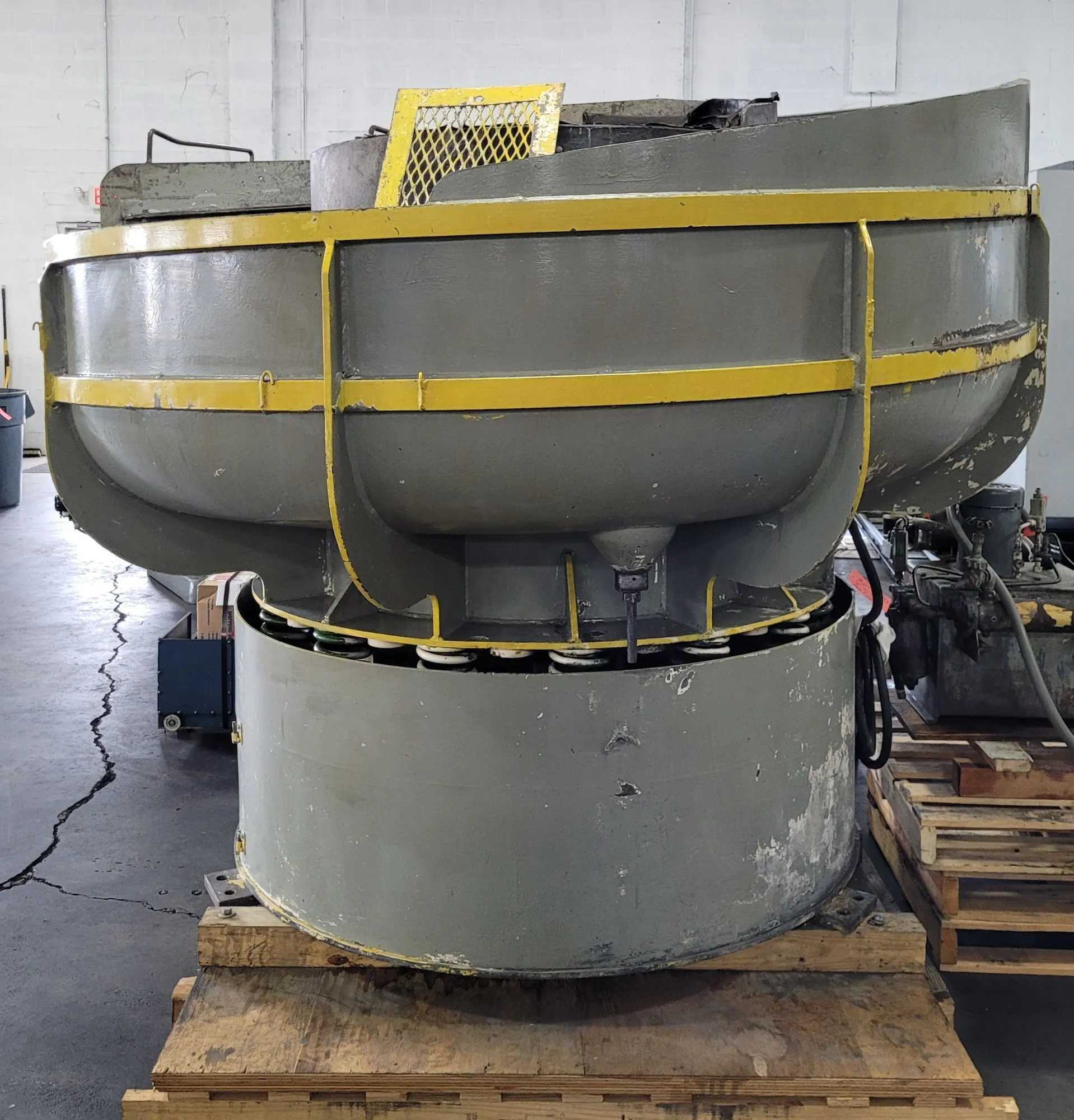 Roto-Finish Spiratron Model ST-40 Heavy-Duty Vibratory Finishing Machine - VIBRATORY FINISHING MACHINES