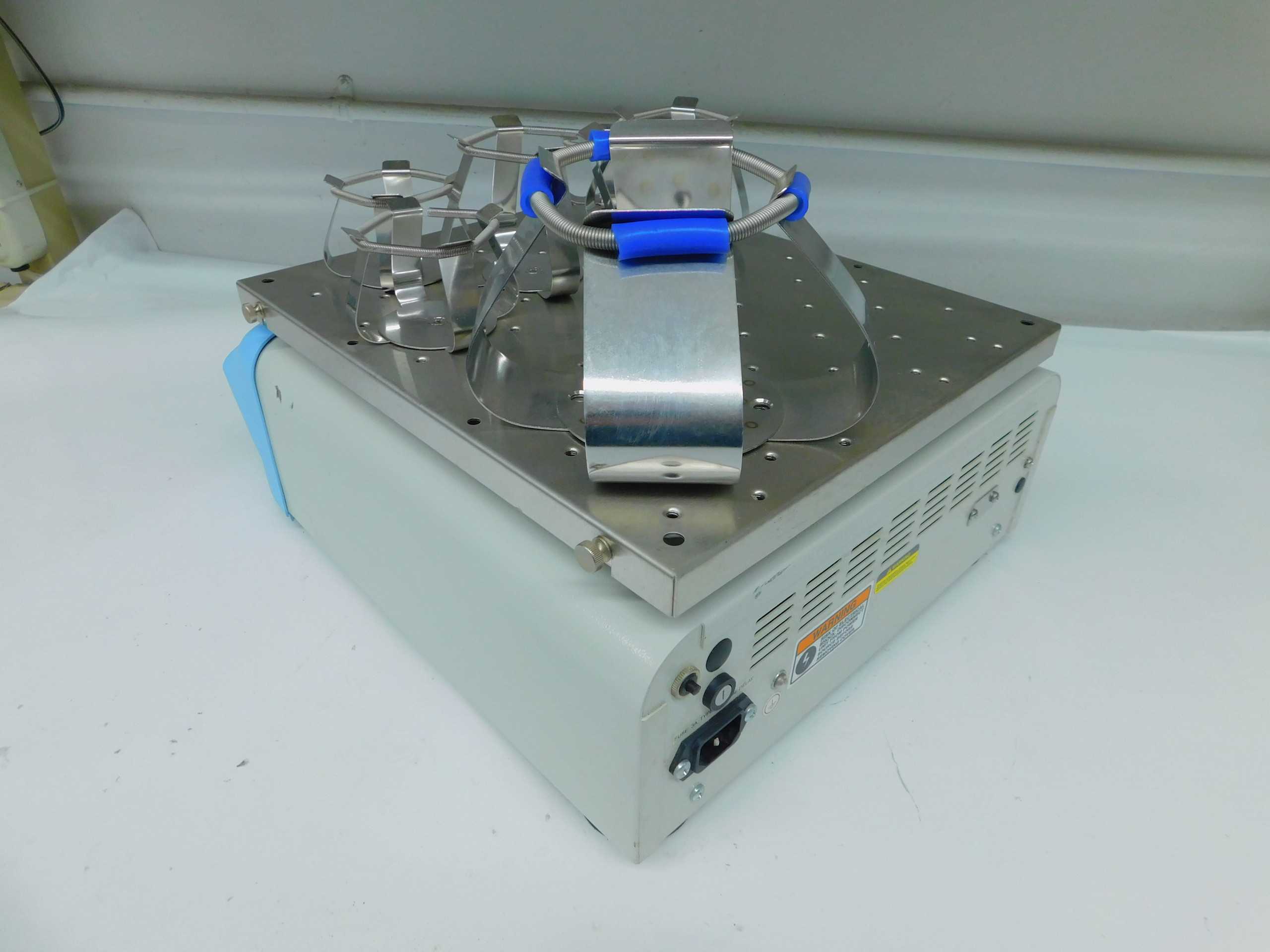 THERMO SCIENTIFIC MAXQ 2000 SHKA2000 4310 OPEN AIR PLATFORM SHAKER - LAB & SCIENTIFIC