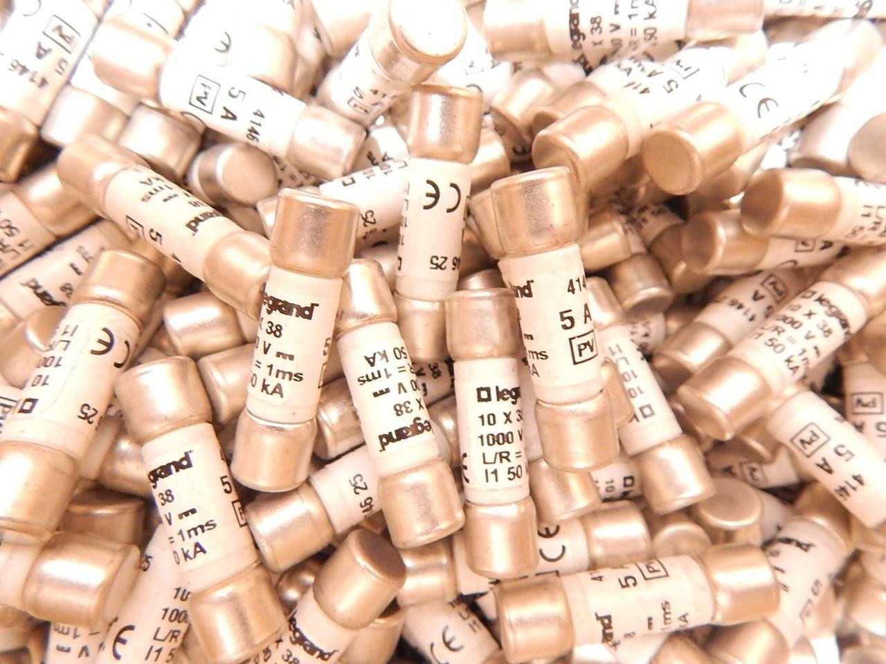 Lot Of 580 Legrand 4146 25 5 Amp Fuses T77792 - FUSES