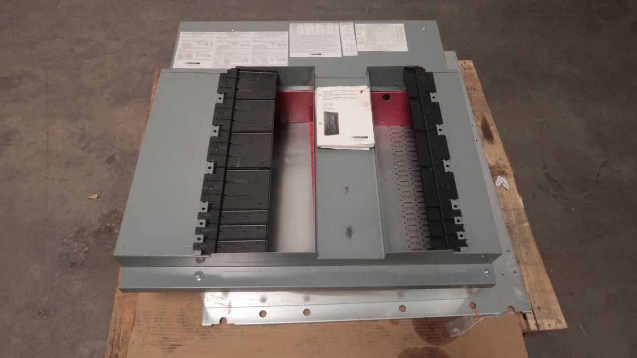 SQUARE D 80043-309-20 I-LINE CIRCUIT BREAKER POWER DISTRIBUTION PANELBOARD - PANELBOARDS