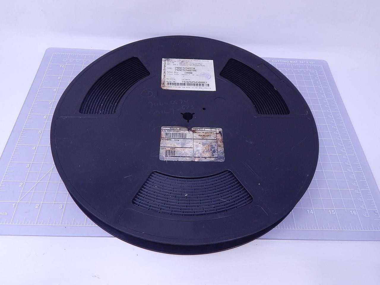 LOT OF 1000 STMICROELECTRONICS 74AC574MTR OCAL D-TYPE FLIP FLOP WITH 3-STATE OUTPUT NON INVERTING T1 - ELECTRONIC COMPONENTS