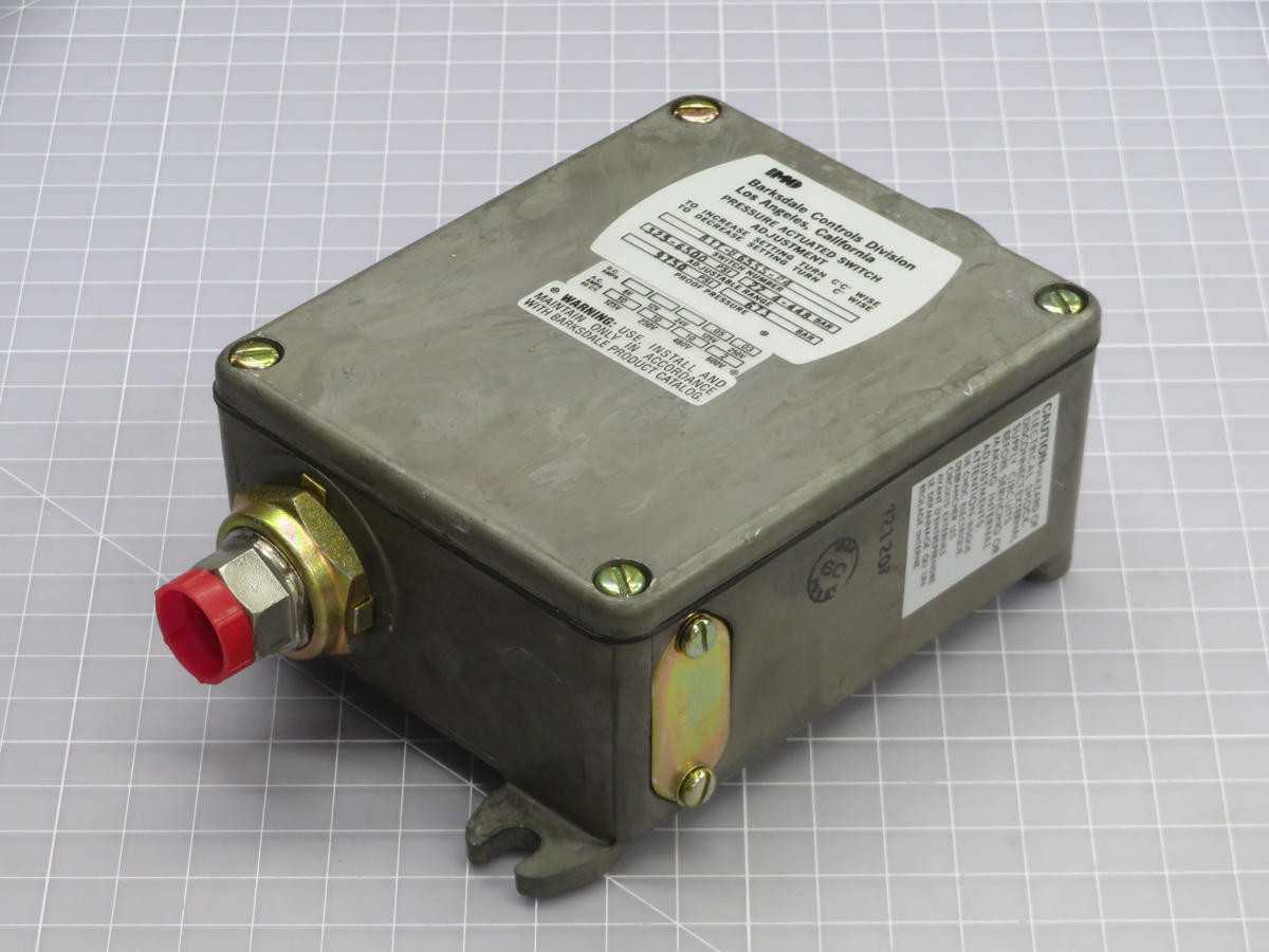 BARKSDALE B1T-B65SS-P4 BOURDON TUBE SWITCH T240537 - SWITCHES BARKSDALE B1T-B65SS-P4 BOURDON TUBE SWITCH T240537 - SWITCHES
