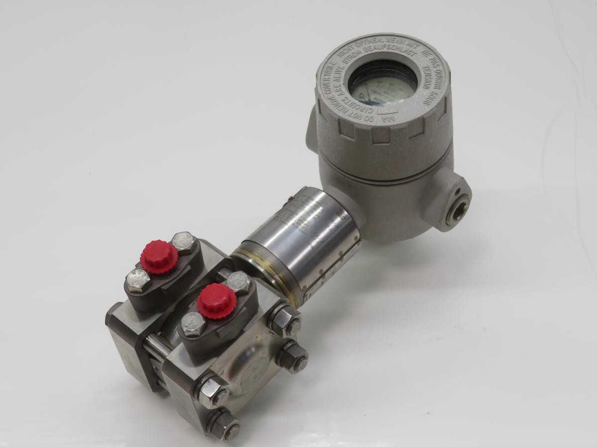 SCHLUMBERGER PD3000-030-58-21-19-XX-13 PRESSURE TRANSMITTER T238471 - PRESSURE TRANSMITTER