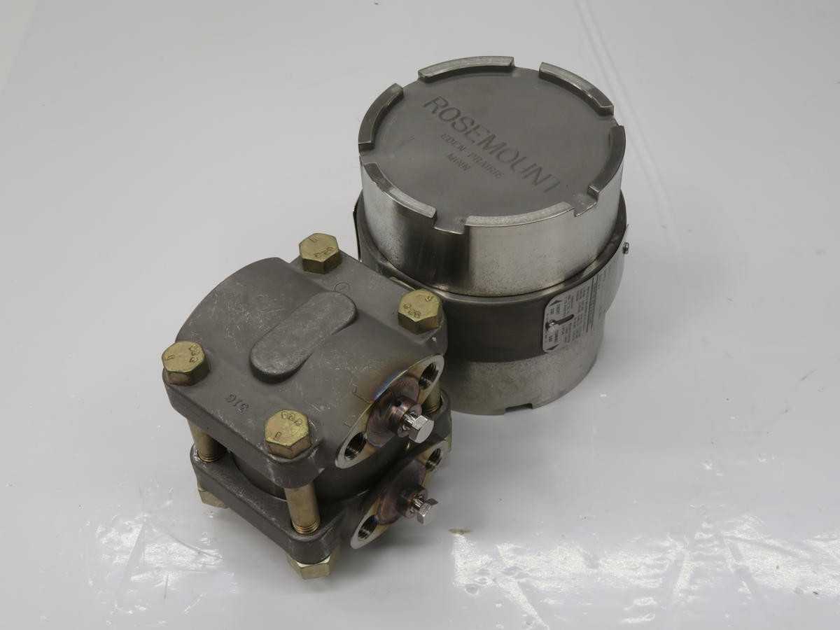 ROSEMOUNT 0/30 IN H20 PRESSURE TRANSMITTER T233893 - PRESSURE TRANSMITTER