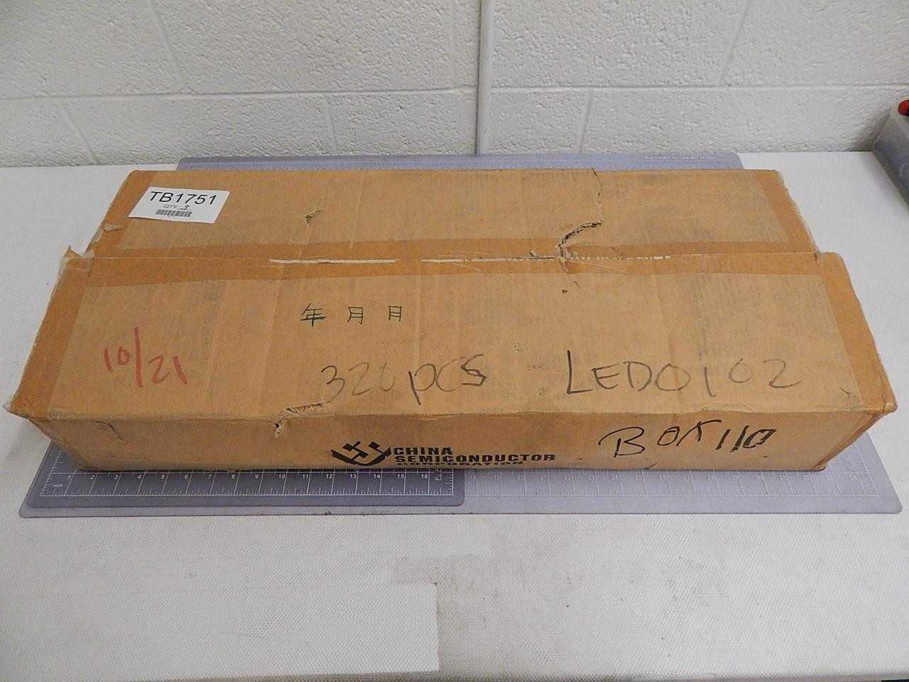 LOT OF 320 A5581E-G/W LED'S - LIGHTING