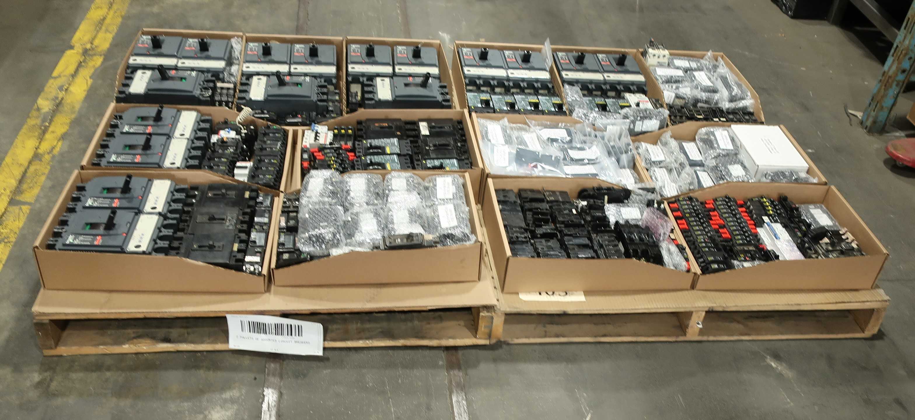 SKU 1779474 - 2 PALLETS OF ASSORTED CIRCUIT BREAKERS - CIRCUIT BREAKERS