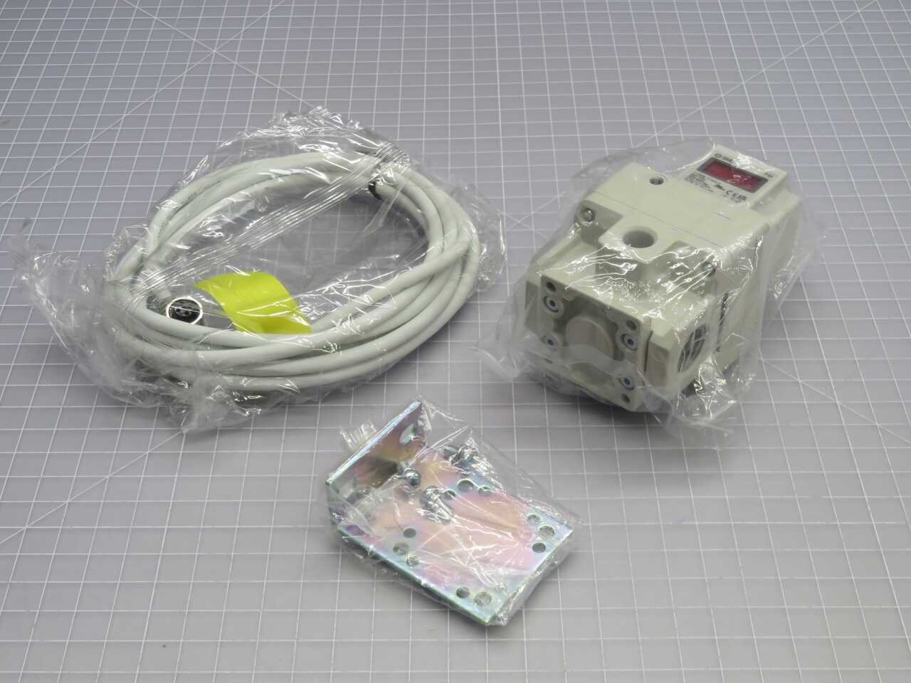 SMC ITV3050-01N4CL4 ELECTRO-PNEUMATIC REGULATOR T270320 - AUTOMATION & CONTROLS