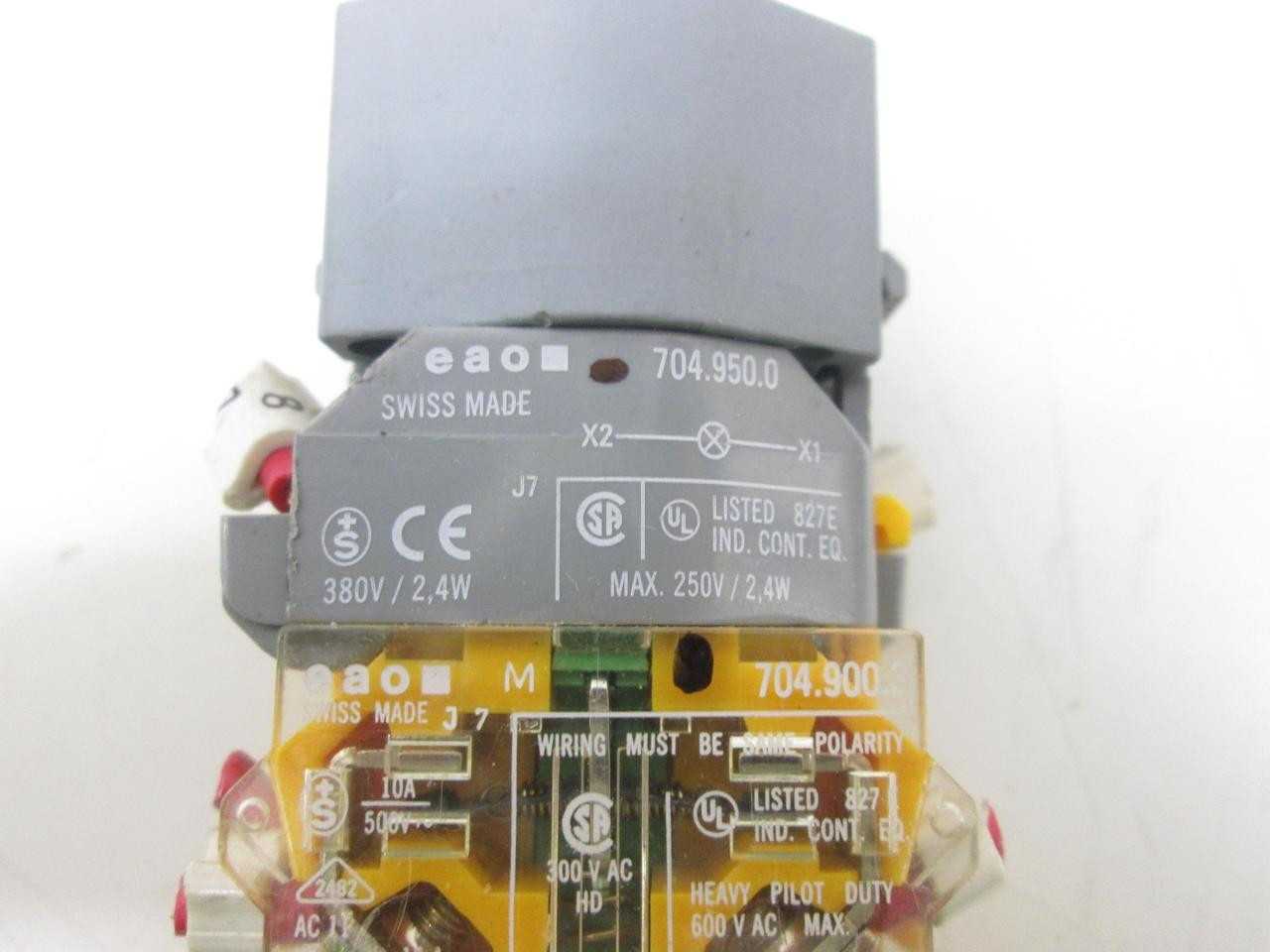 LOT OF 57 EAO 704.900.3 704.900.5 704.950.0 704.960.0 PUSH BUTTON SWITCHES T59451 - SWITCHES