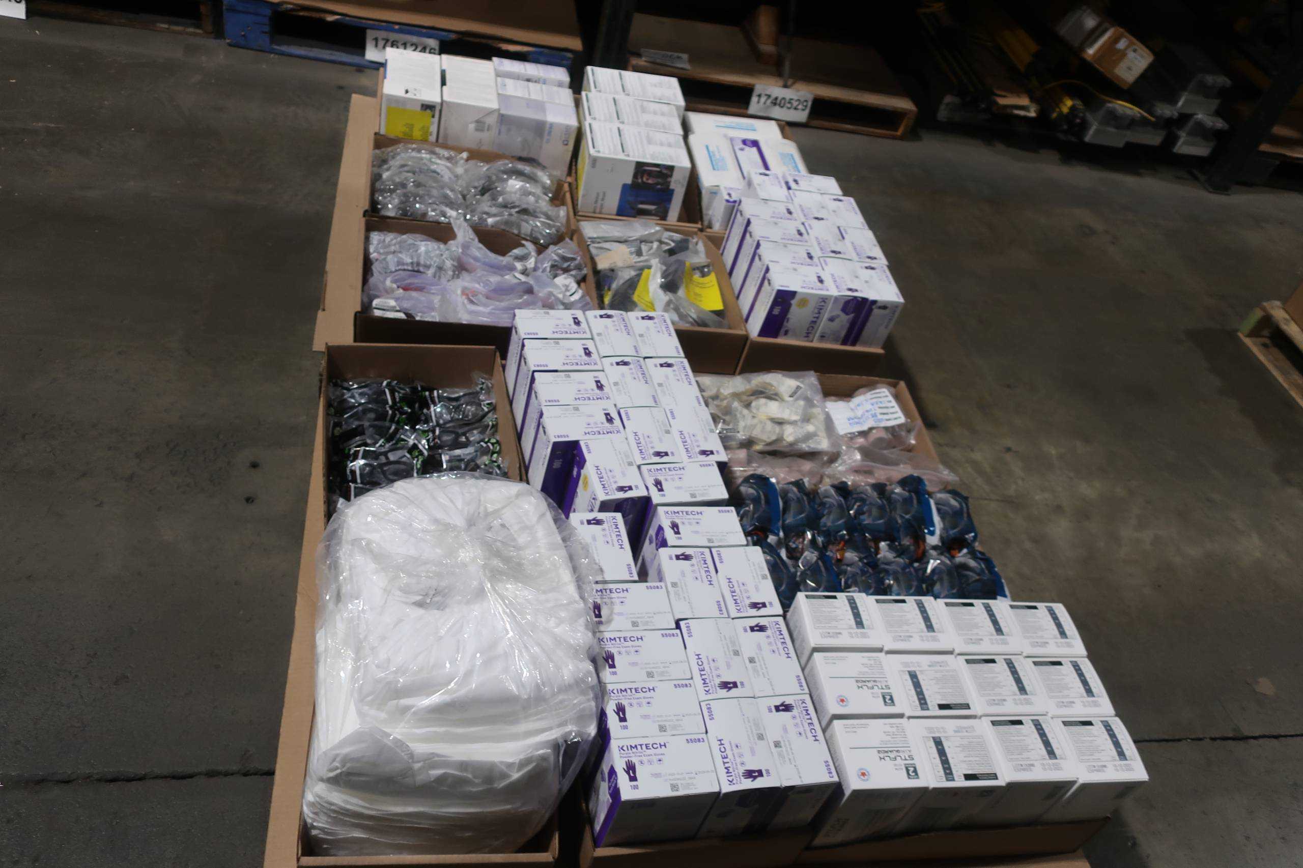 SKU 1762132 - 2 PALLETS OF ASSORTED PPE - PPE