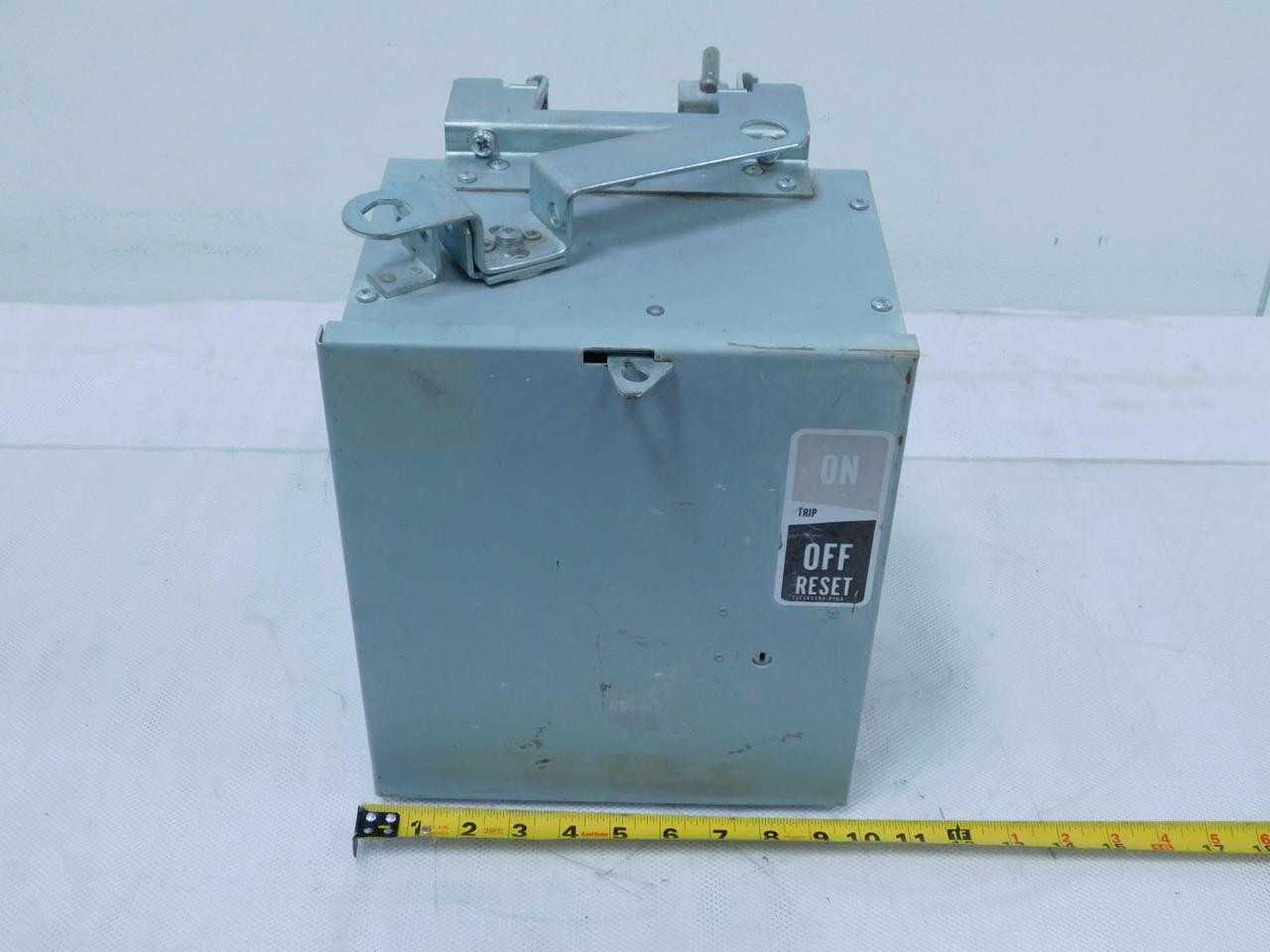 GE TED136050 BUSWAY 50 A 600 VAC 250 VDC 3 POLE - BUSWAY