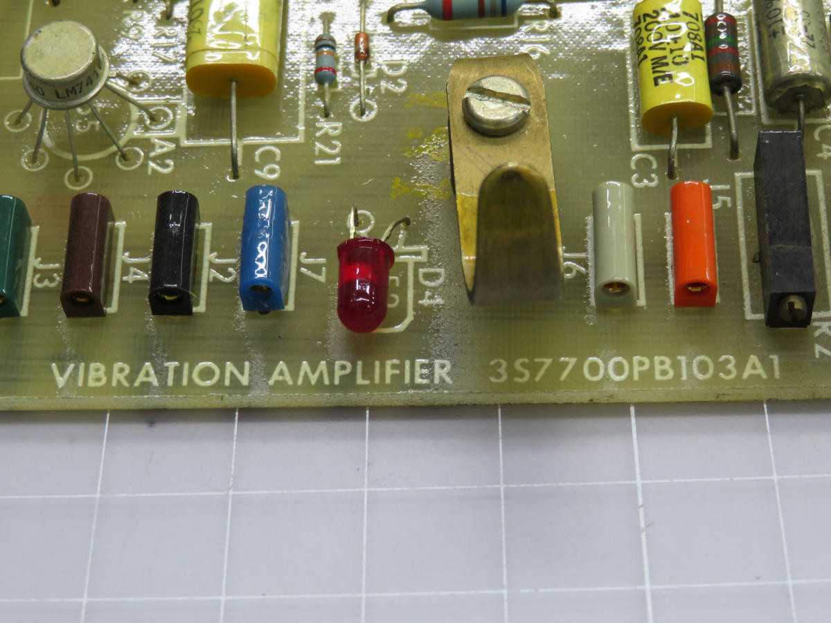 GE 3577OOPB103A1 VIBERATION AMPLIFIER T215310 - OPERATOR CONTROLS